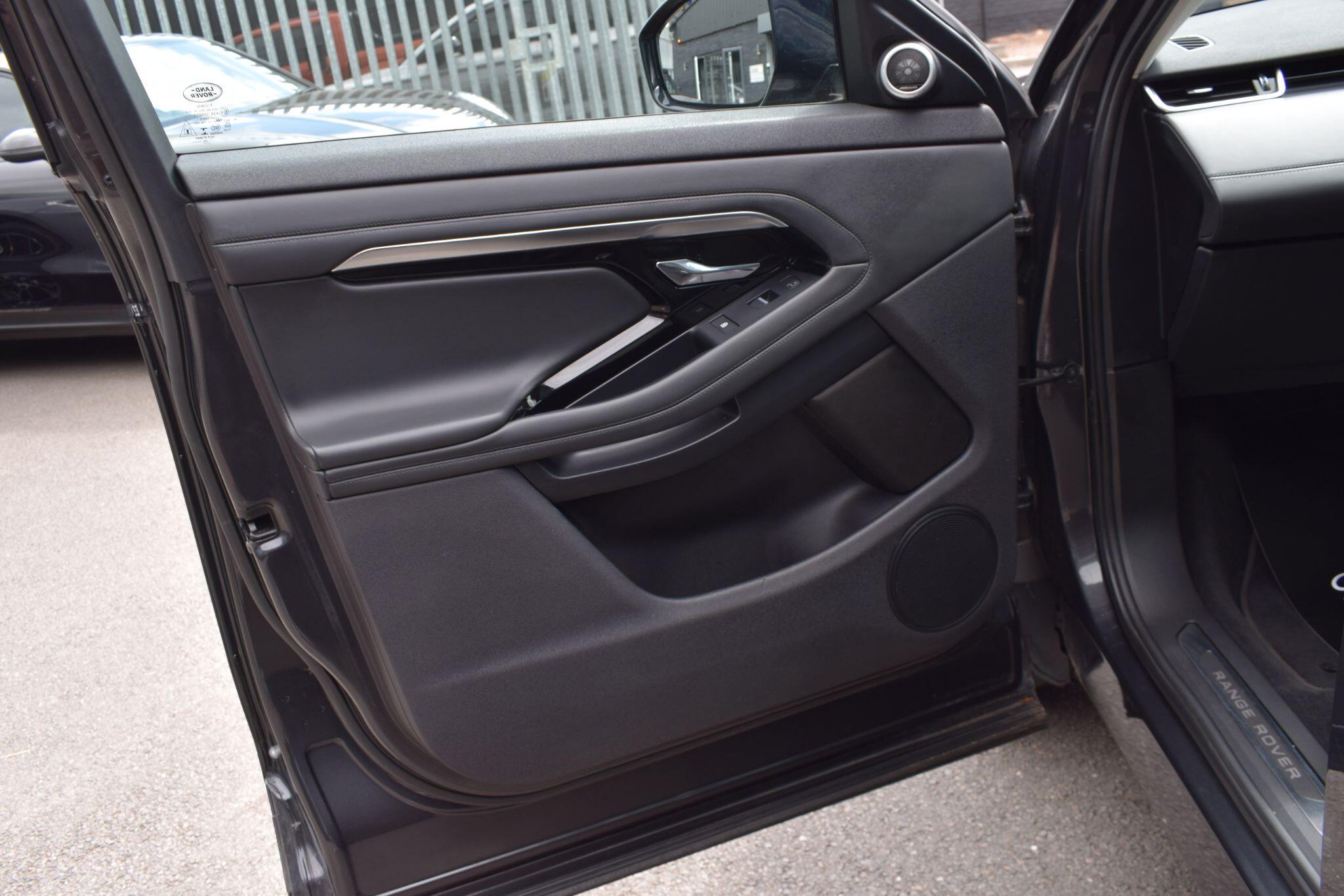 Land Rover Range Rover Evoque view 15