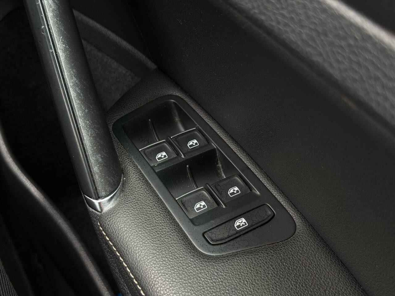 Volkswagen Golf view 38