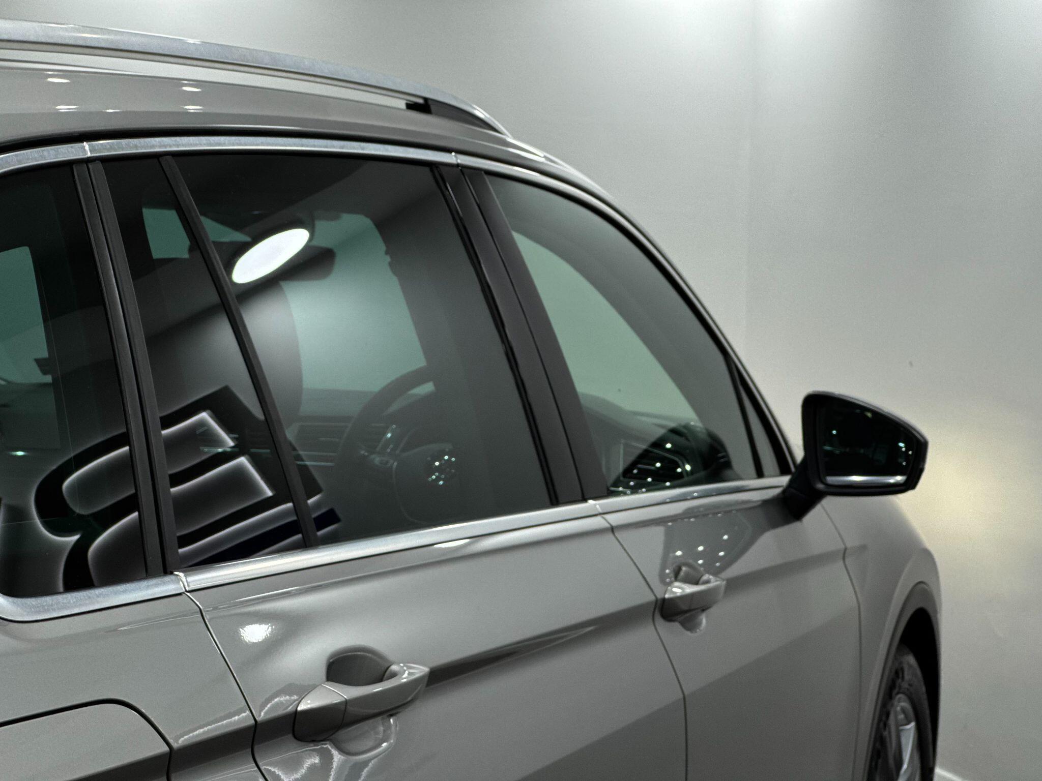 Volkswagen Tiguan view 25