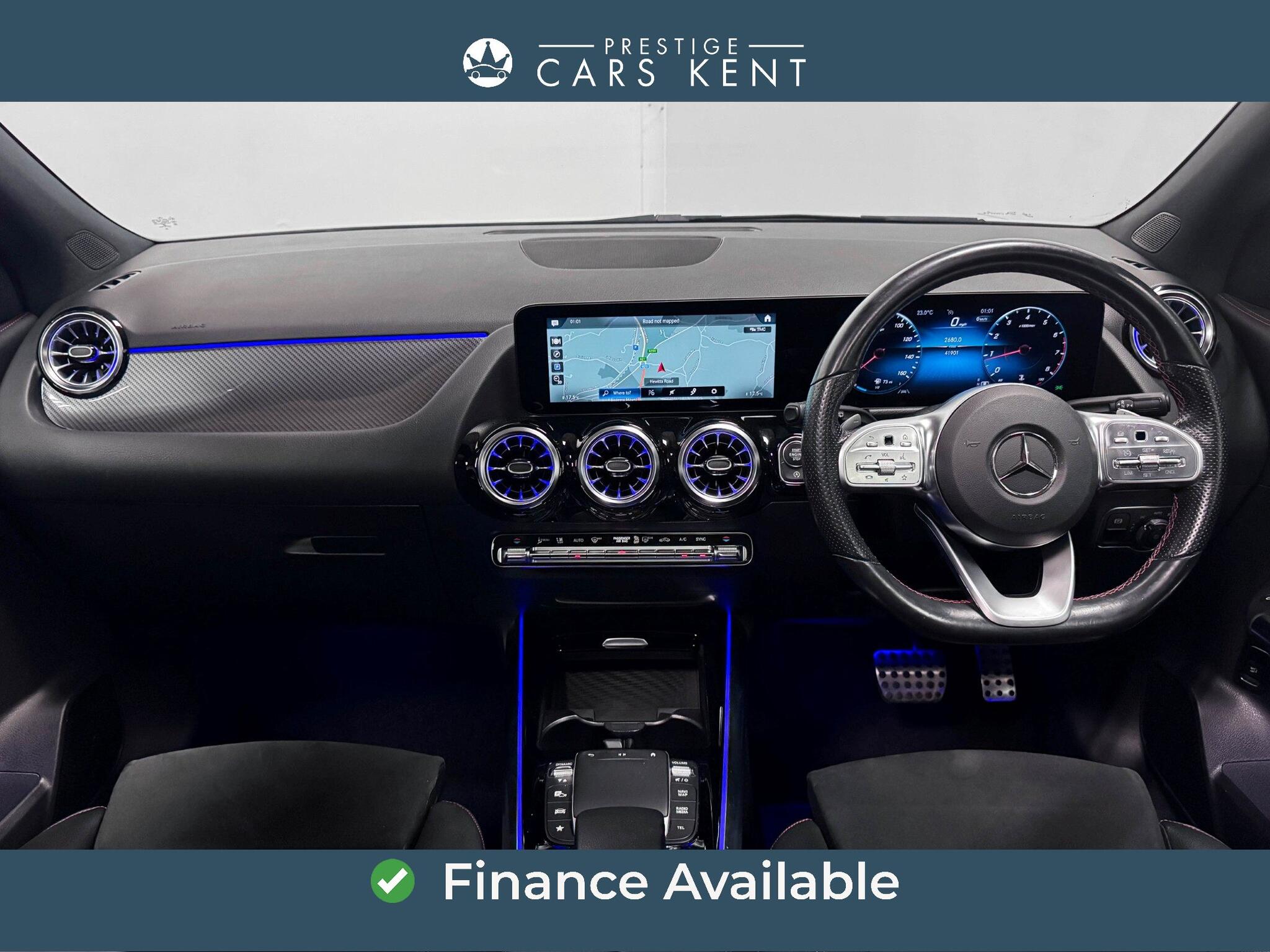 Mercedes-Benz Gla view 2