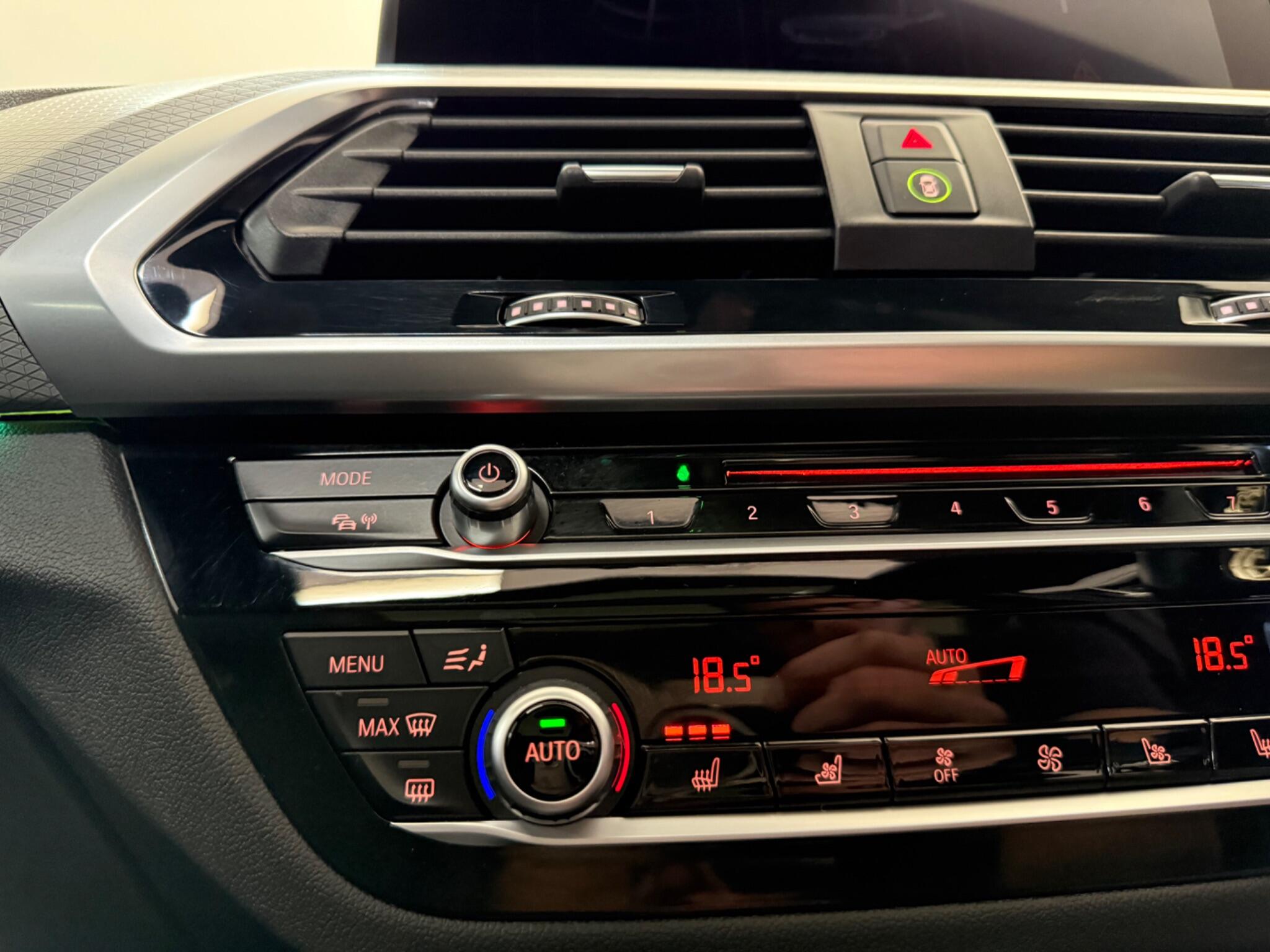 BMW X3 view 25