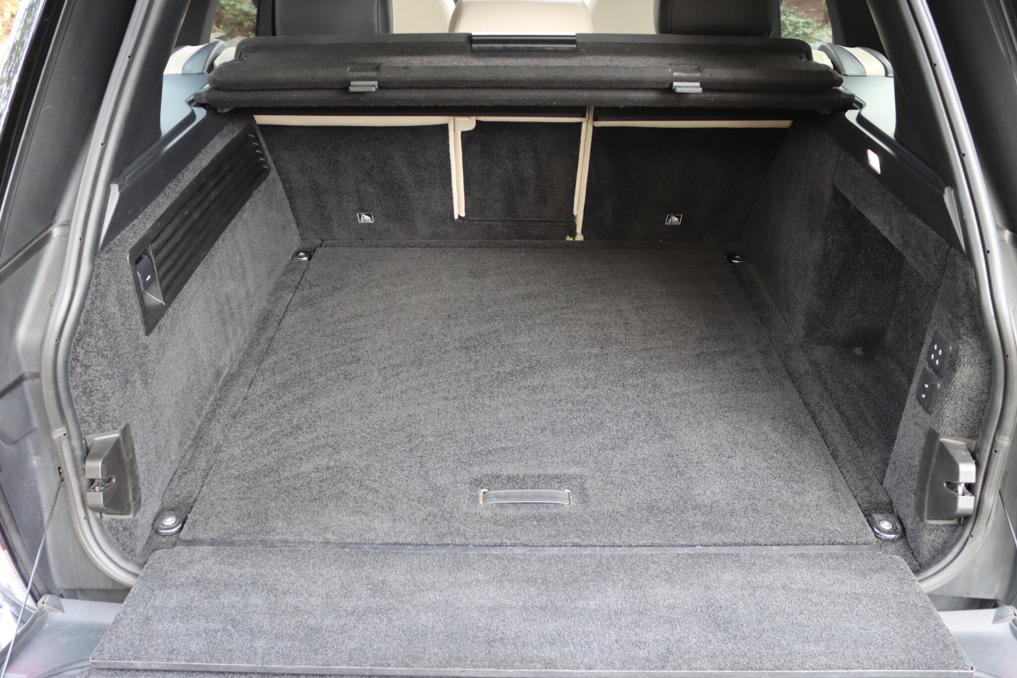 Land Rover Range Rover view 38