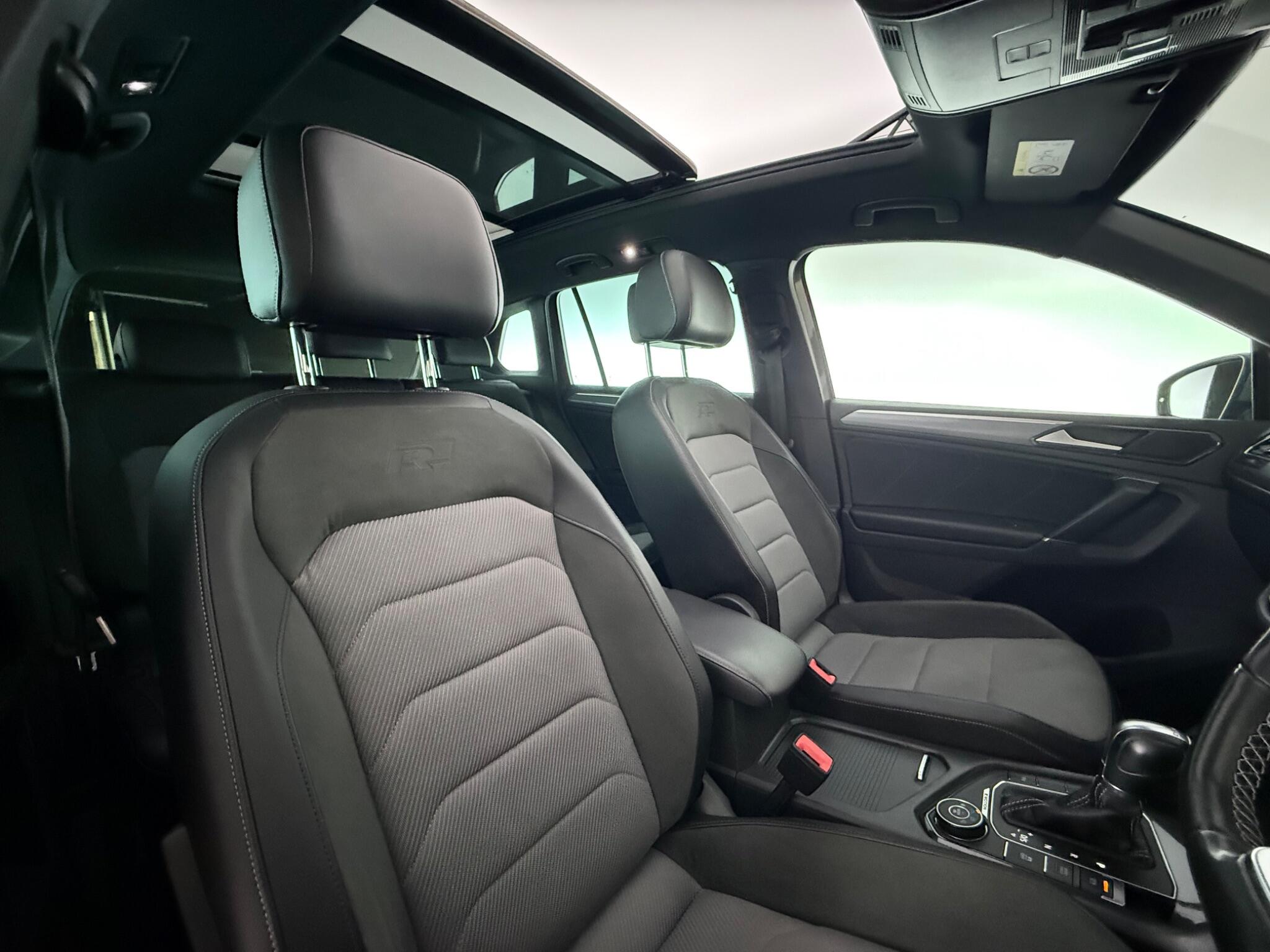 Volkswagen Tiguan view 28