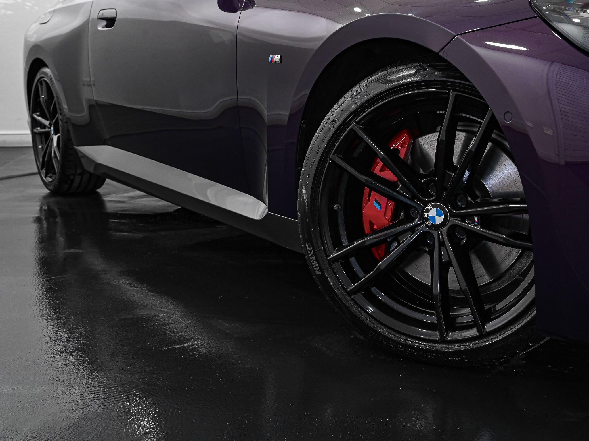 BMW 2 Series view 24