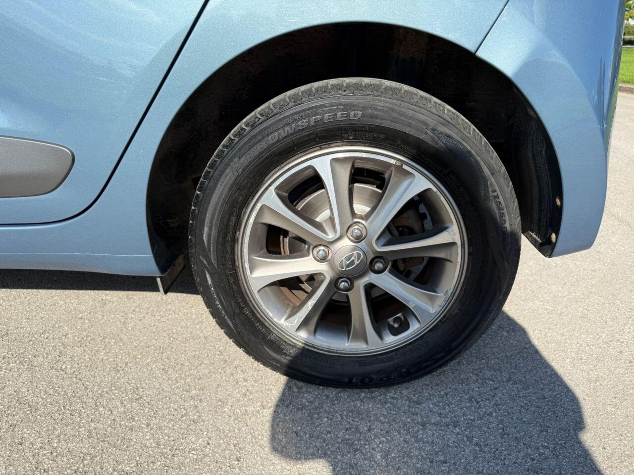 Hyundai I10 view 13