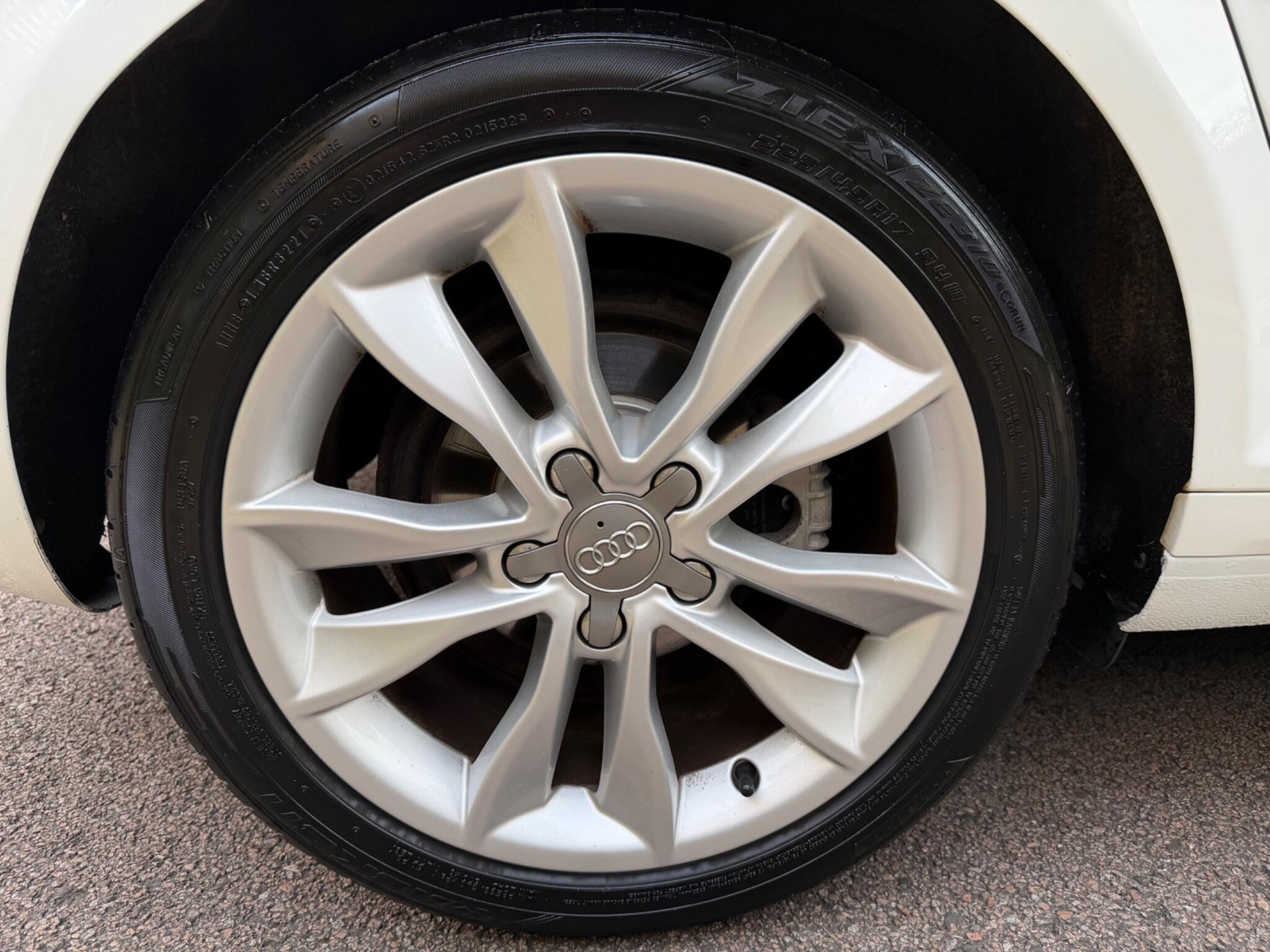 Audi A3 view 28