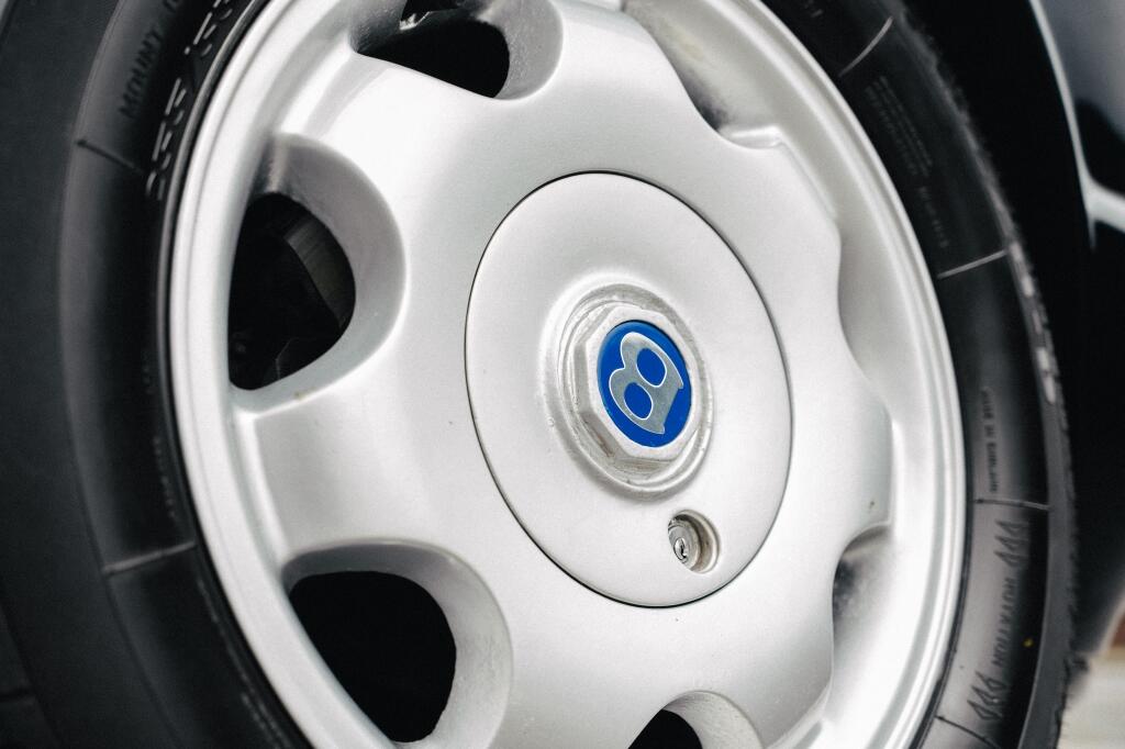 Bentley Continental view 60