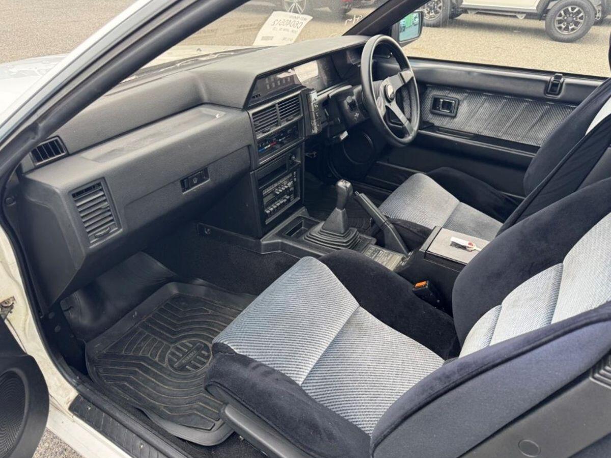 Nissan Skyline view 14