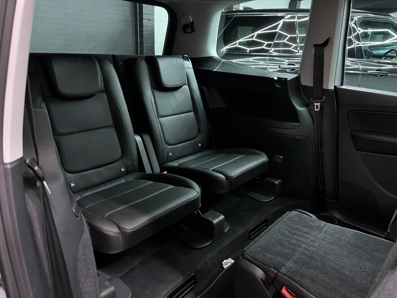 SEAT Alhambra view 48