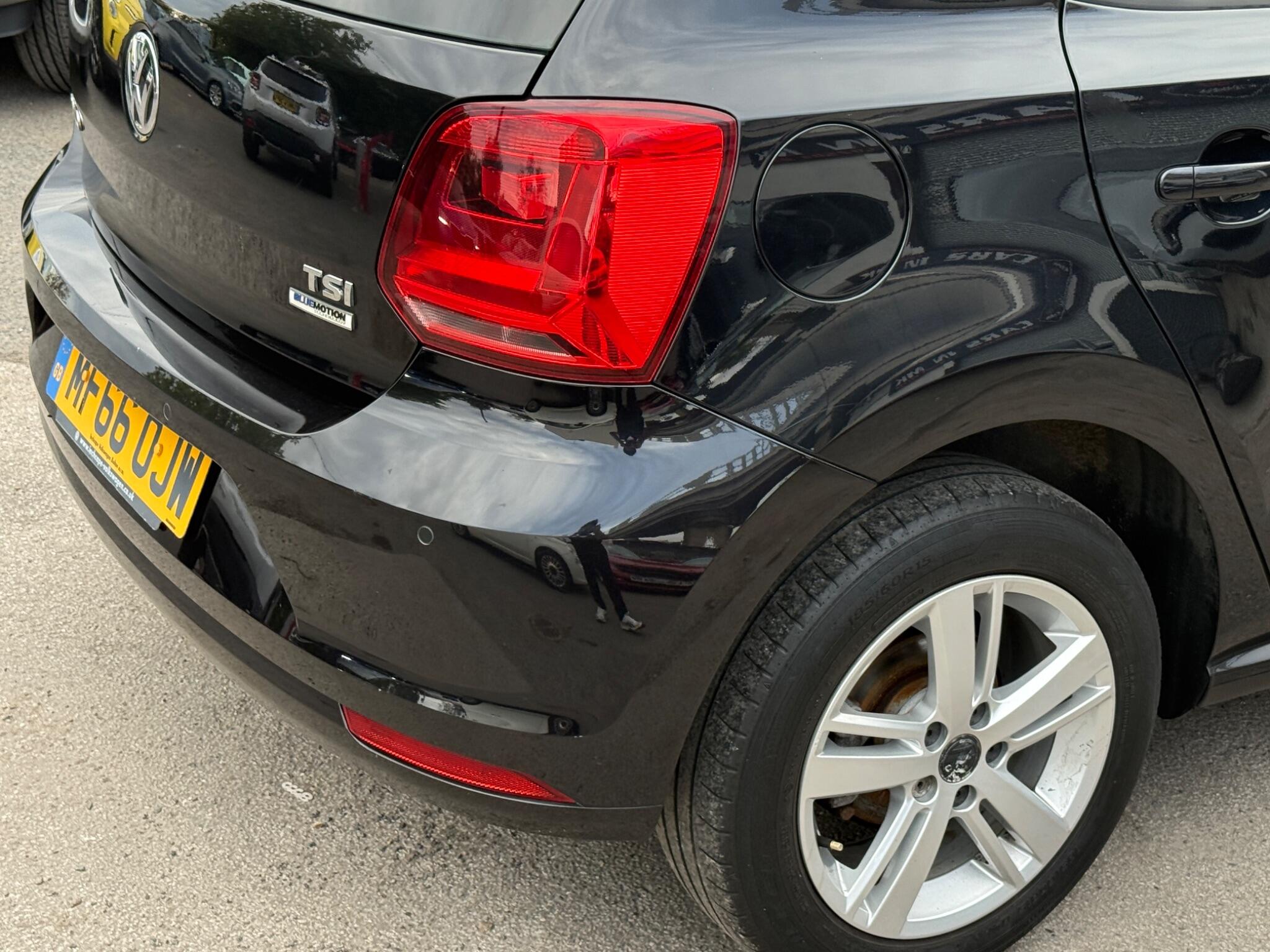 Volkswagen Polo - Image 25