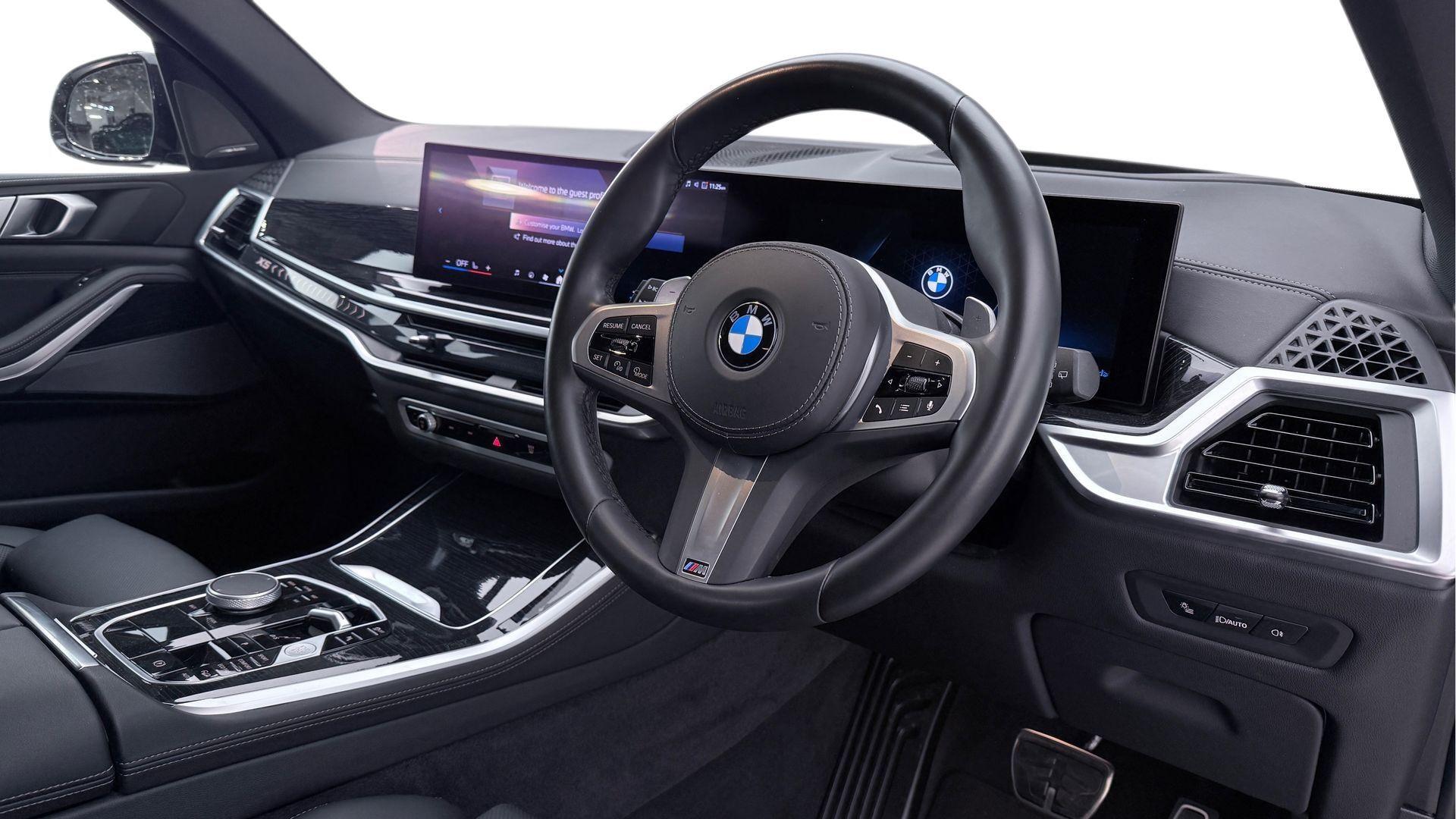 BMW X5 view 6