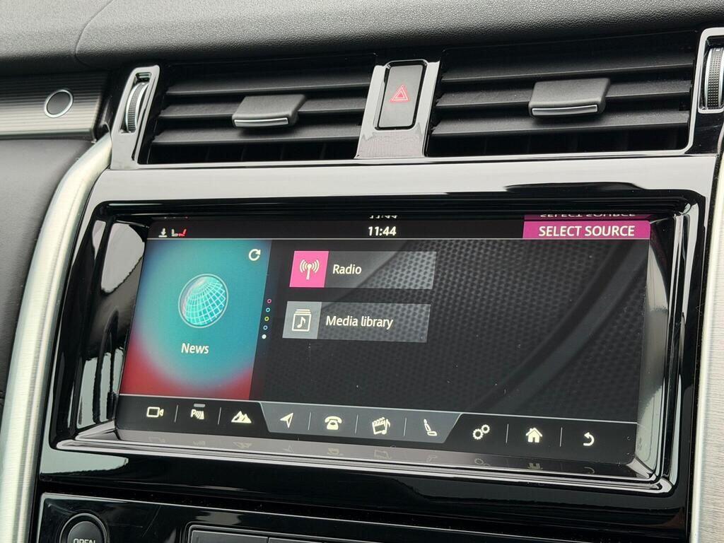 Land Rover Discovery view 41