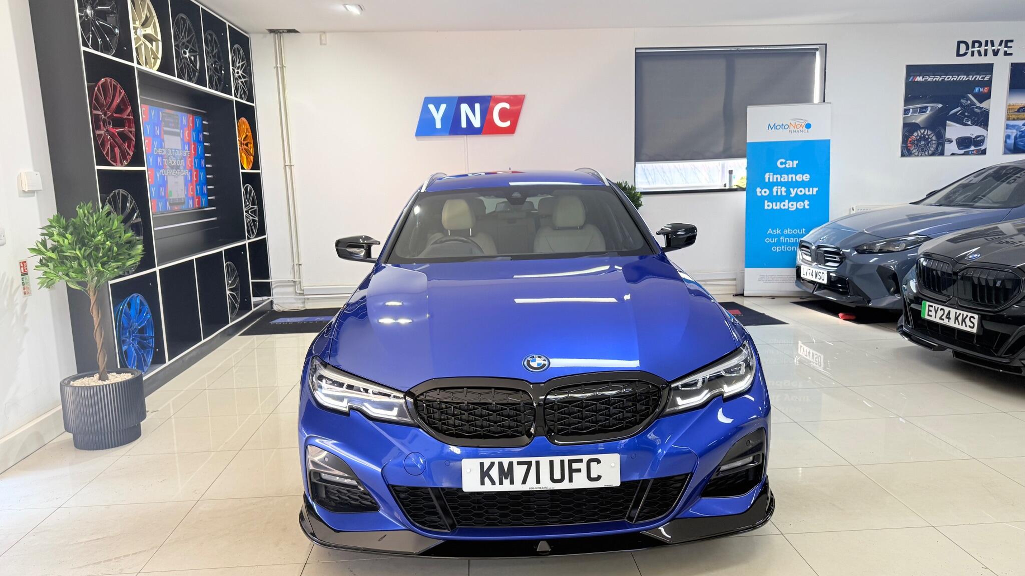 BMW 3 Series view 46