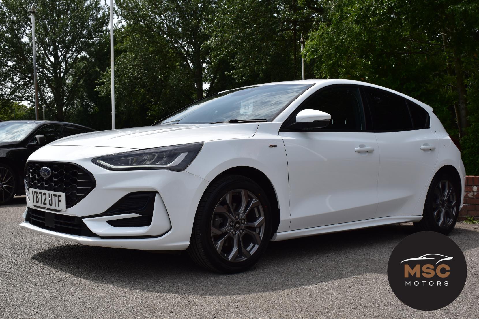 Ford Focus view 6