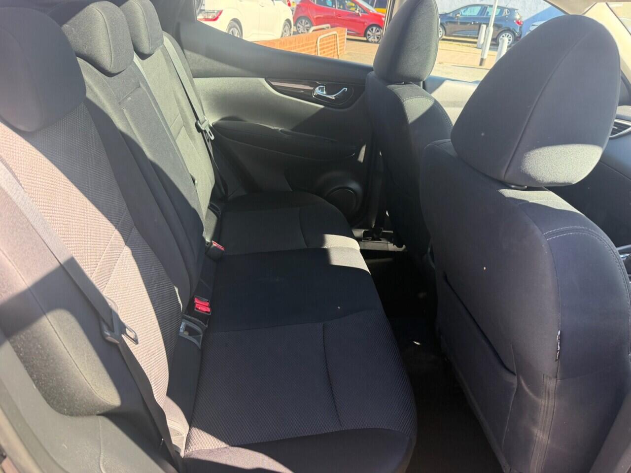 Nissan Qashqai view 26