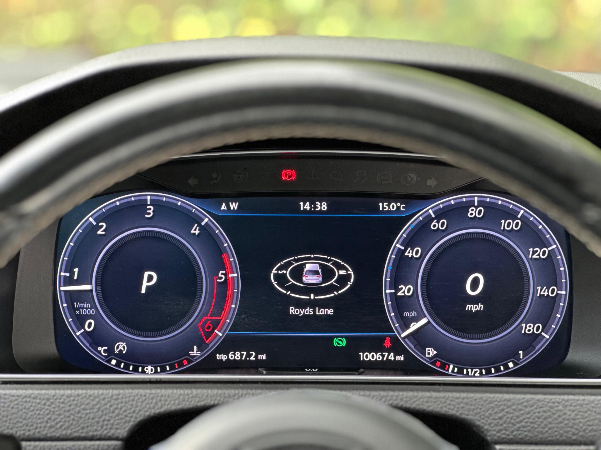 Volkswagen Golf view 27