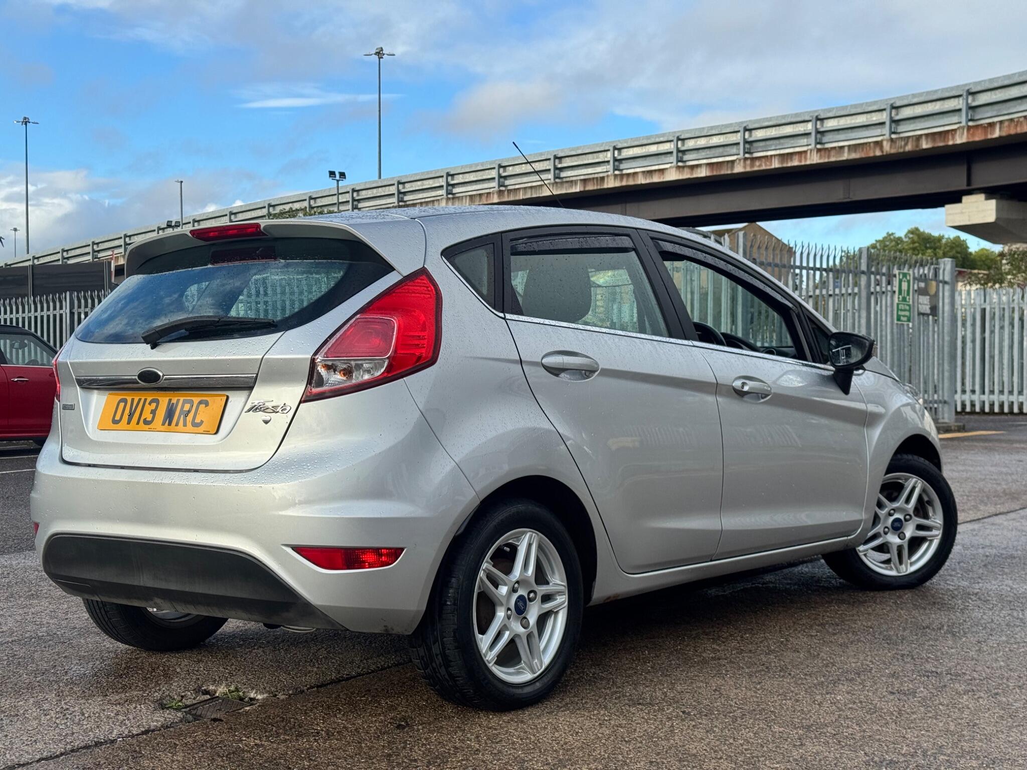 Ford Fiesta view 21