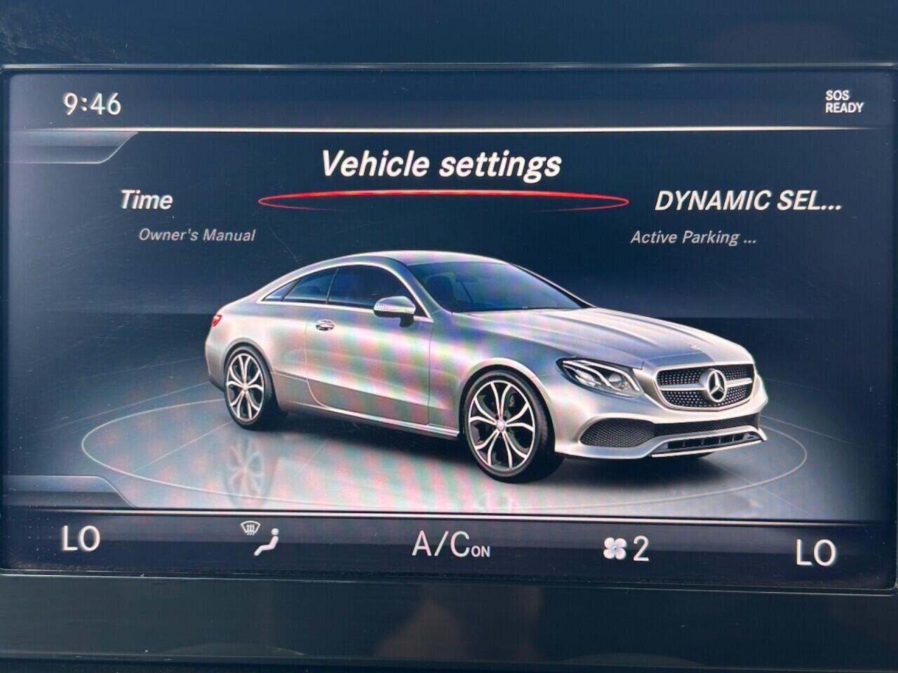 Mercedes-Benz E-Class view 40