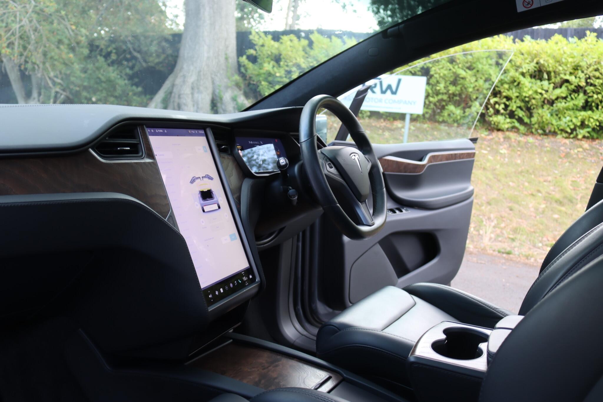 Tesla Model X view 38