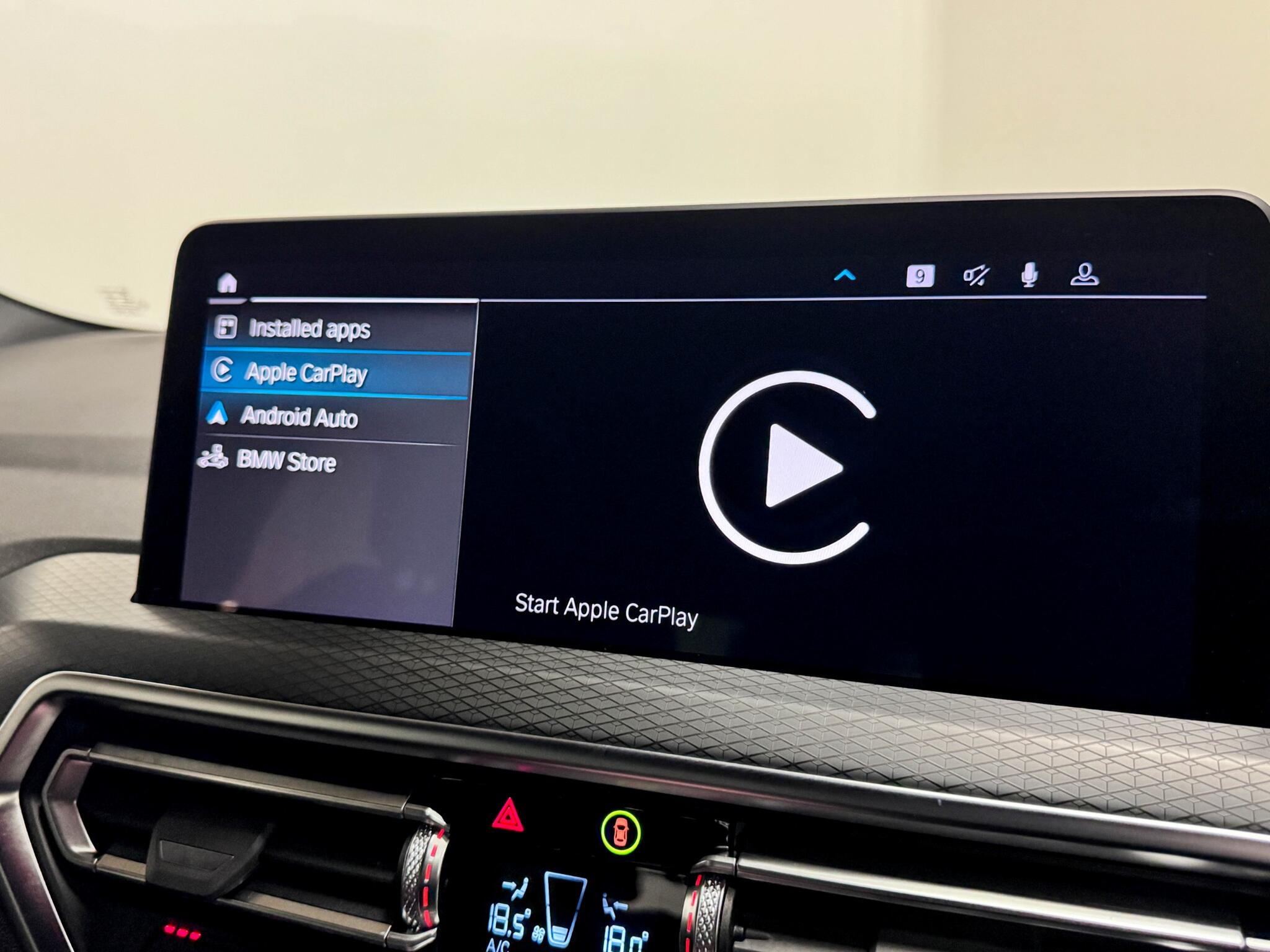BMW X4 view 37