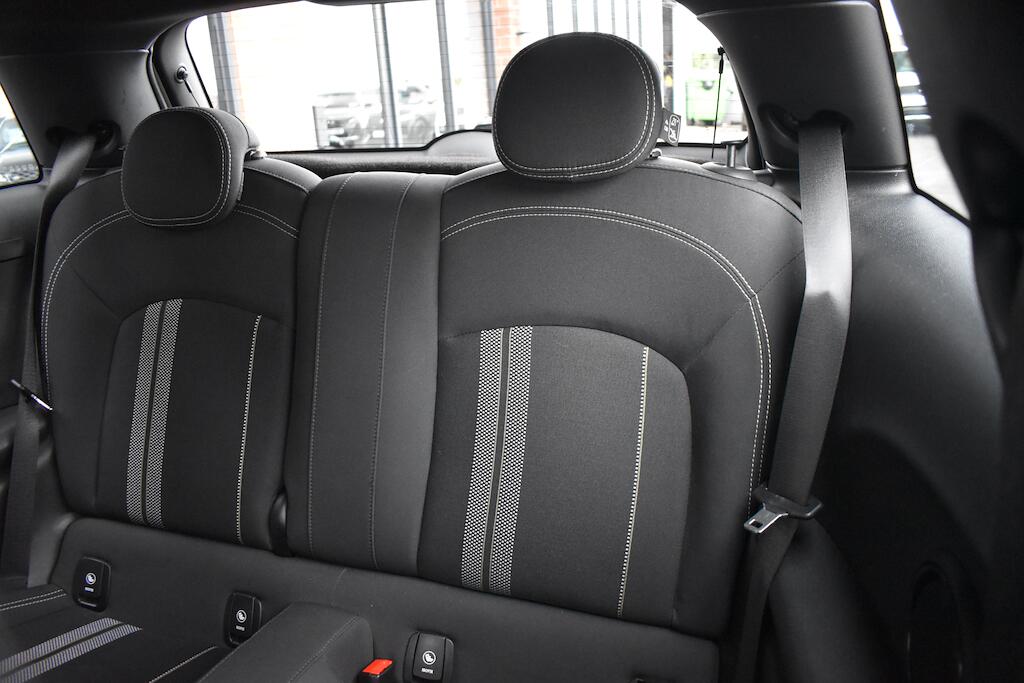Mini Cooper view 38