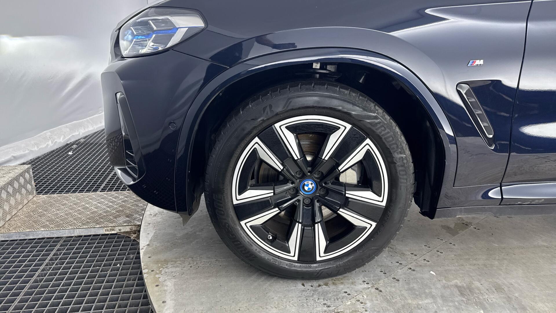 BMW Ix3 view 26