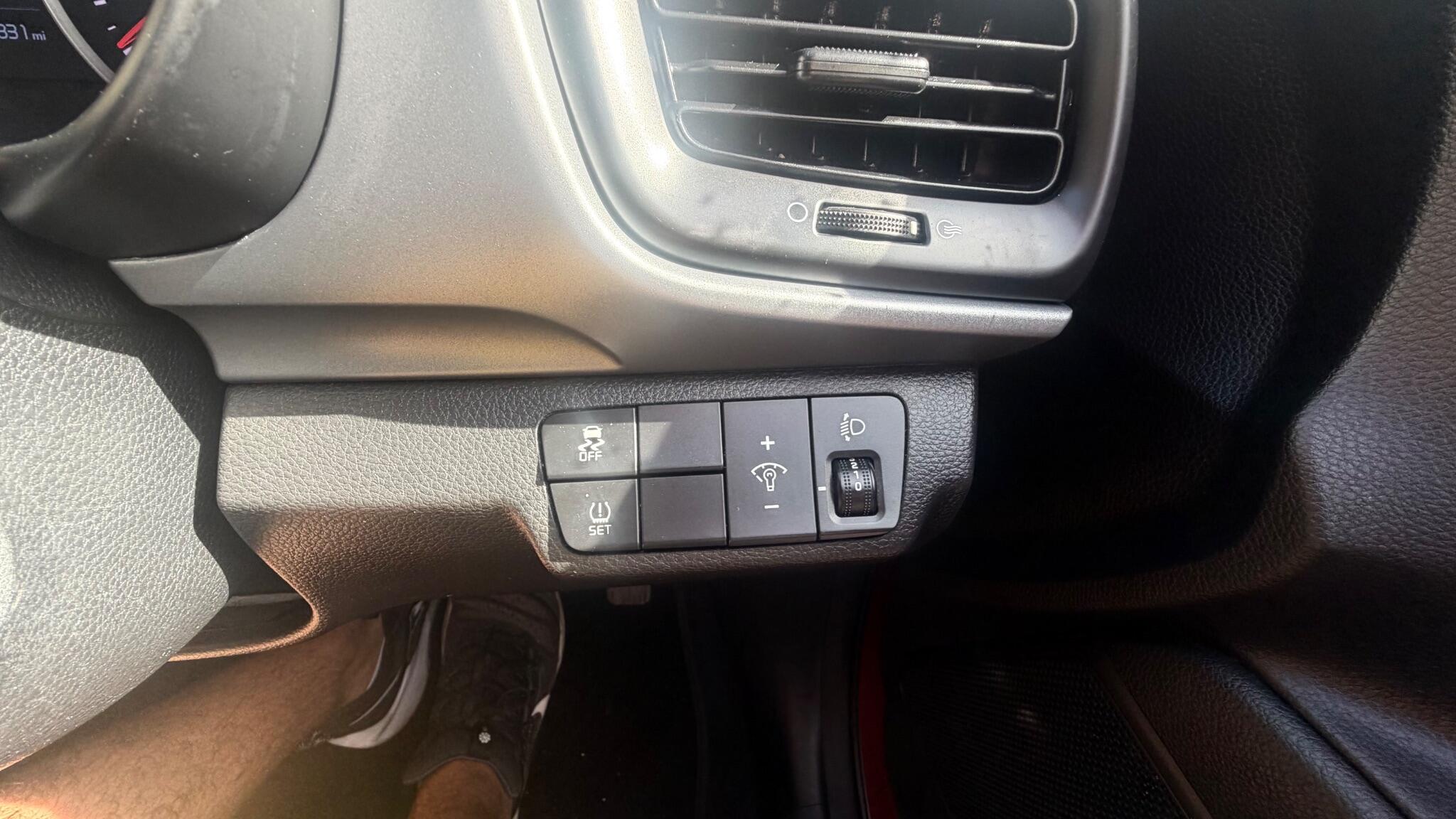 Kia Stonic view 36