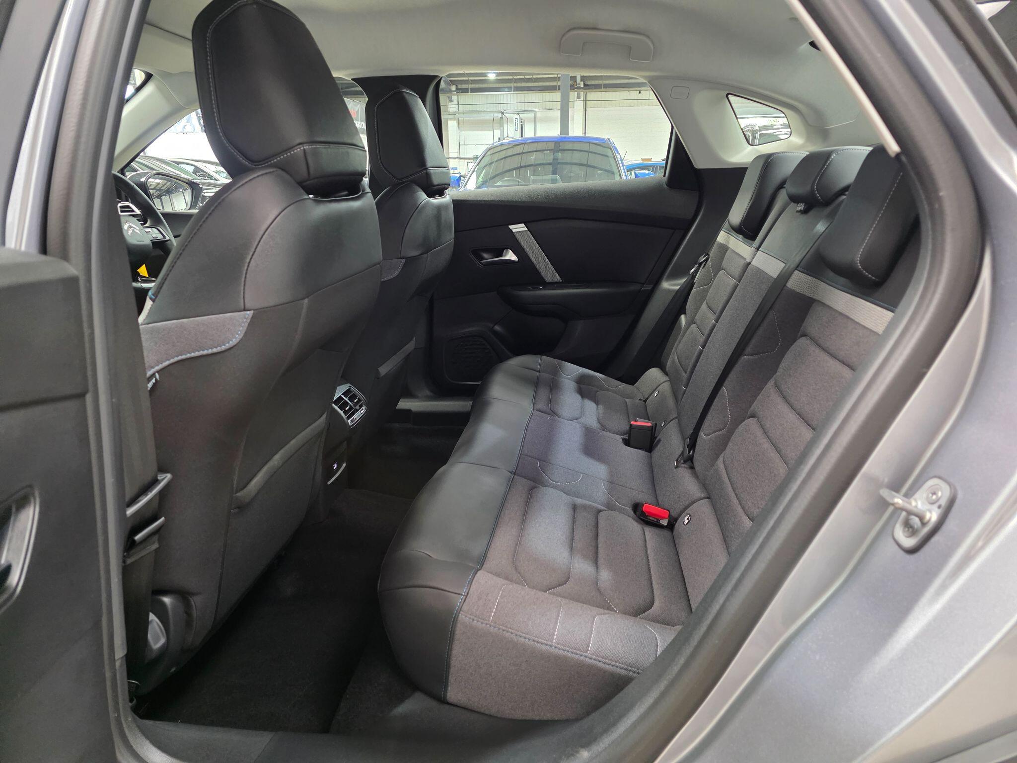 Citroen C4 view 24