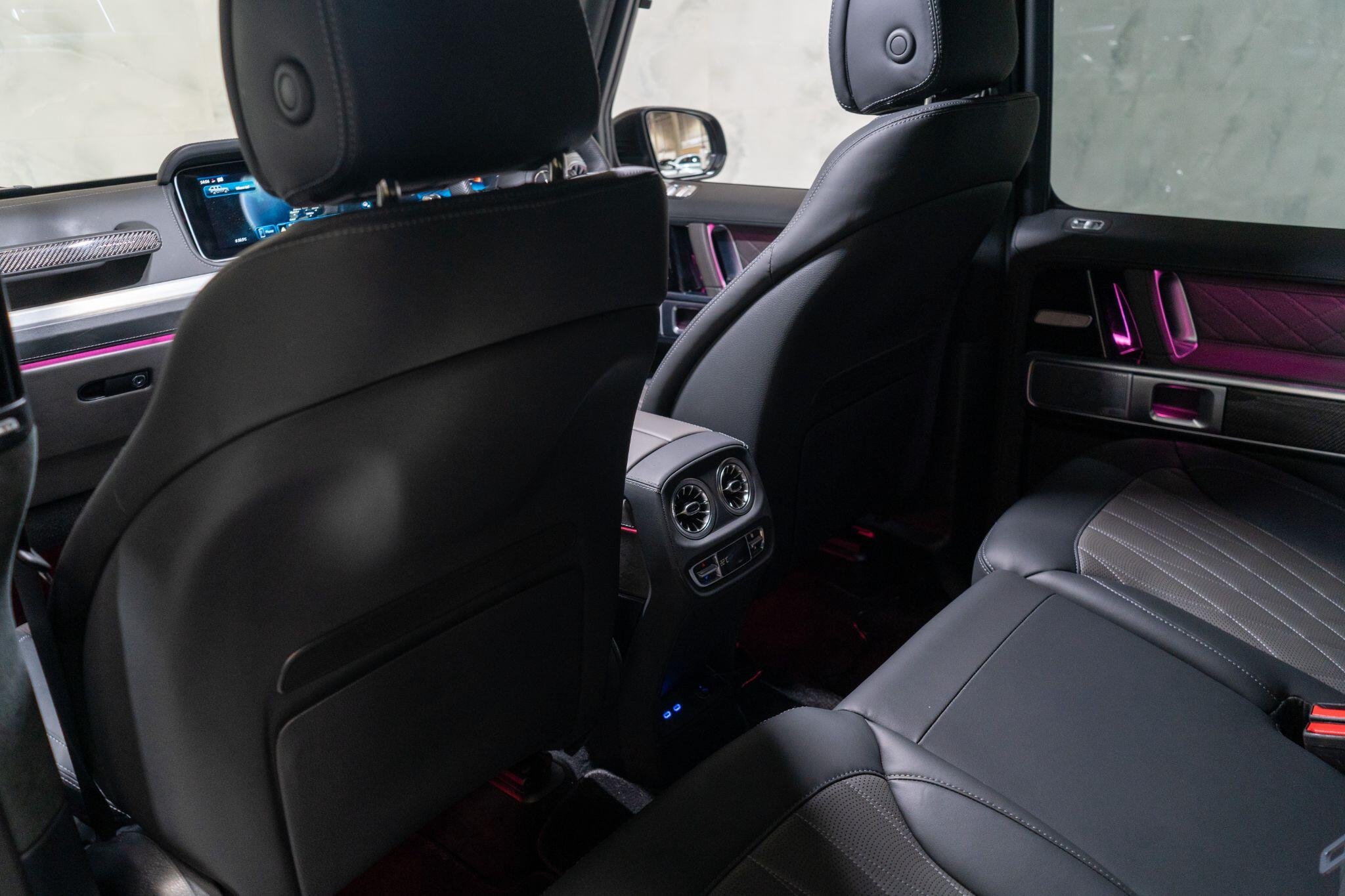 Mercedes-Benz G-Class view 18