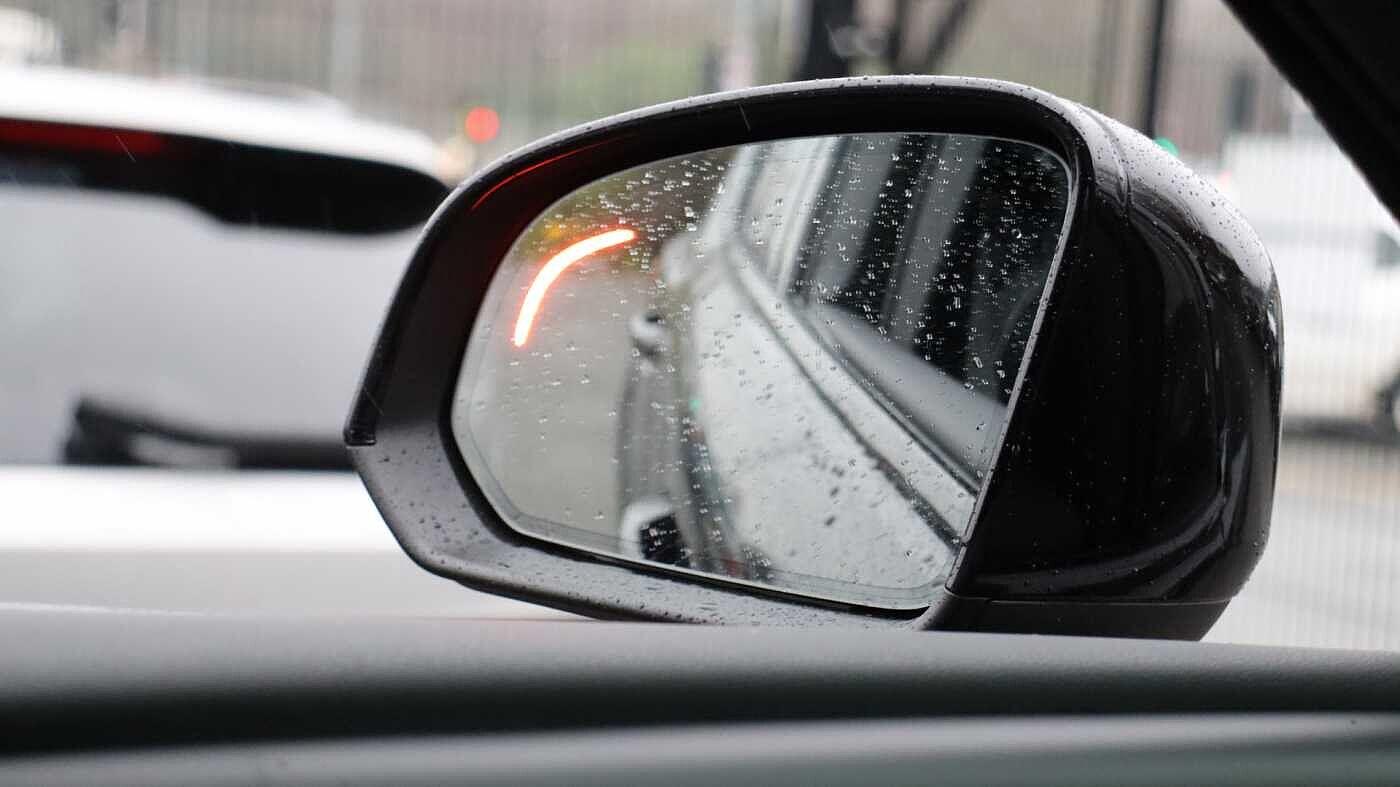 Volvo XC40 view 32