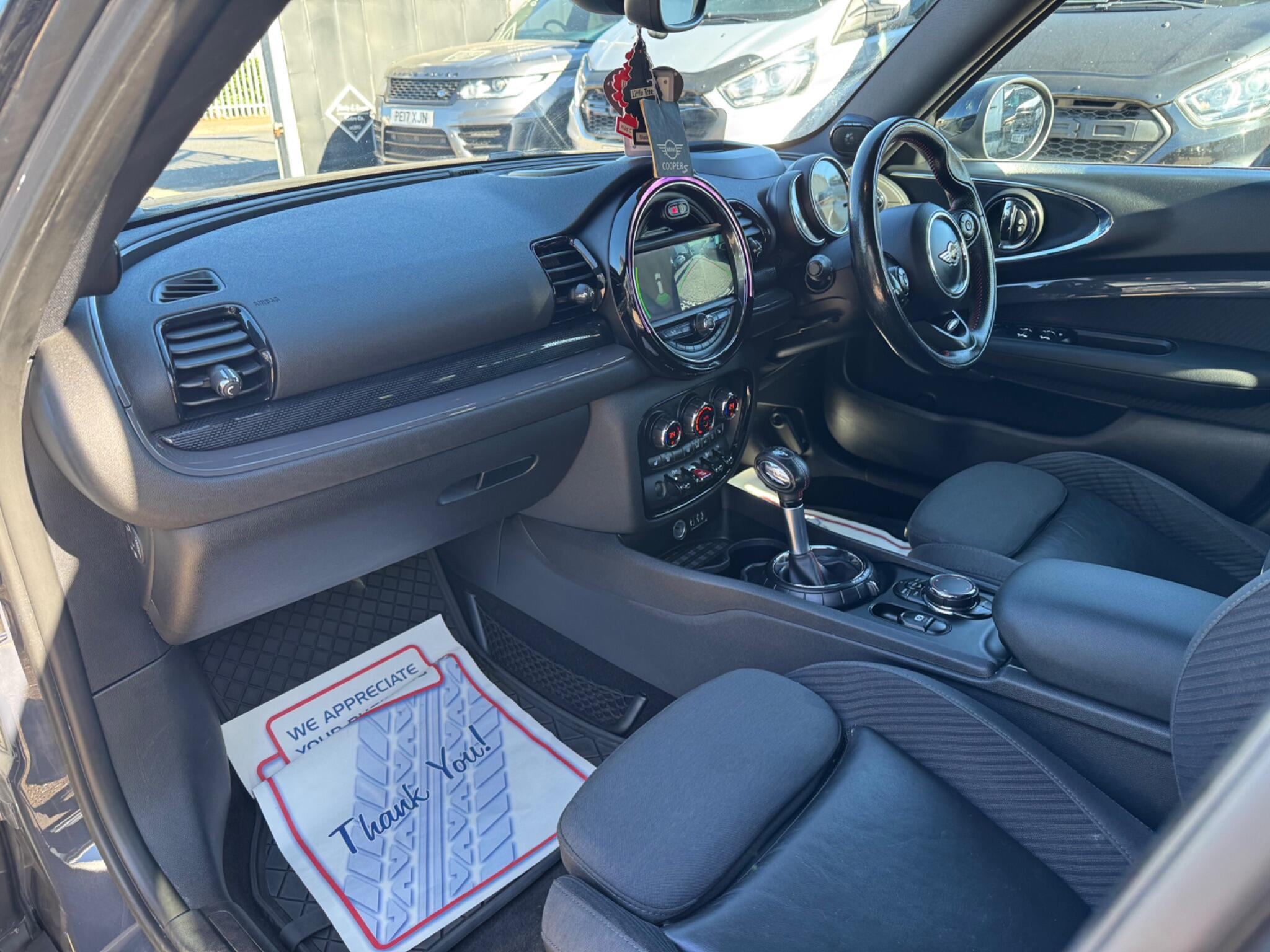 Mini Clubman view 20