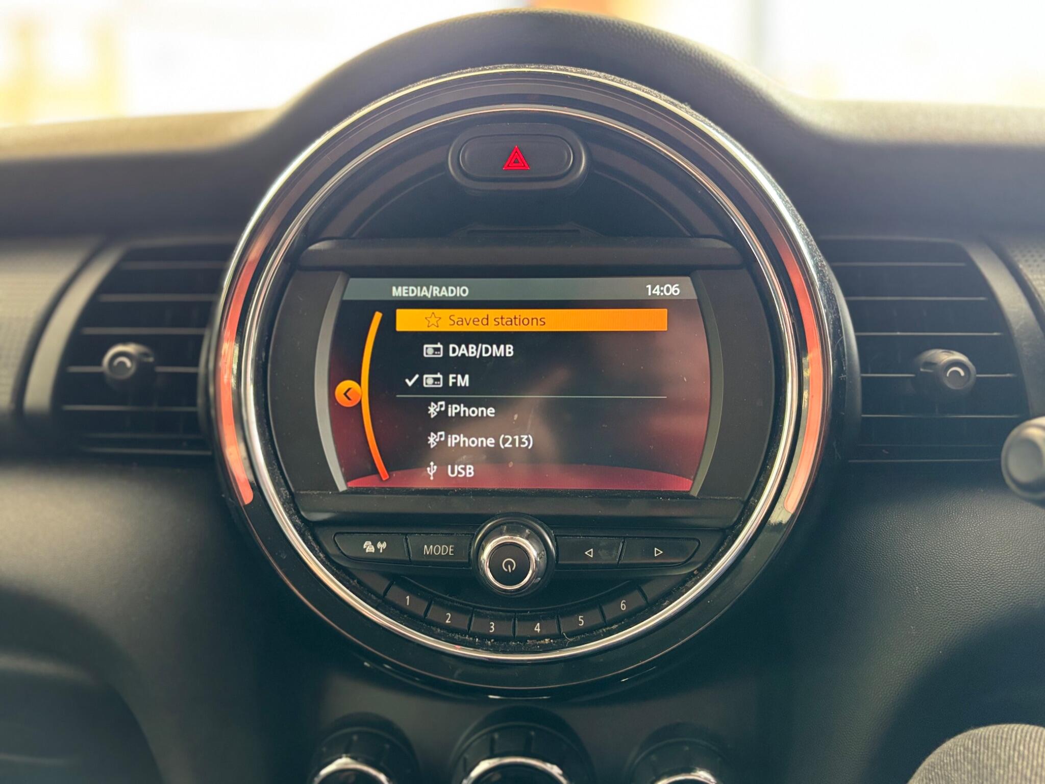 Mini Hatch view 25