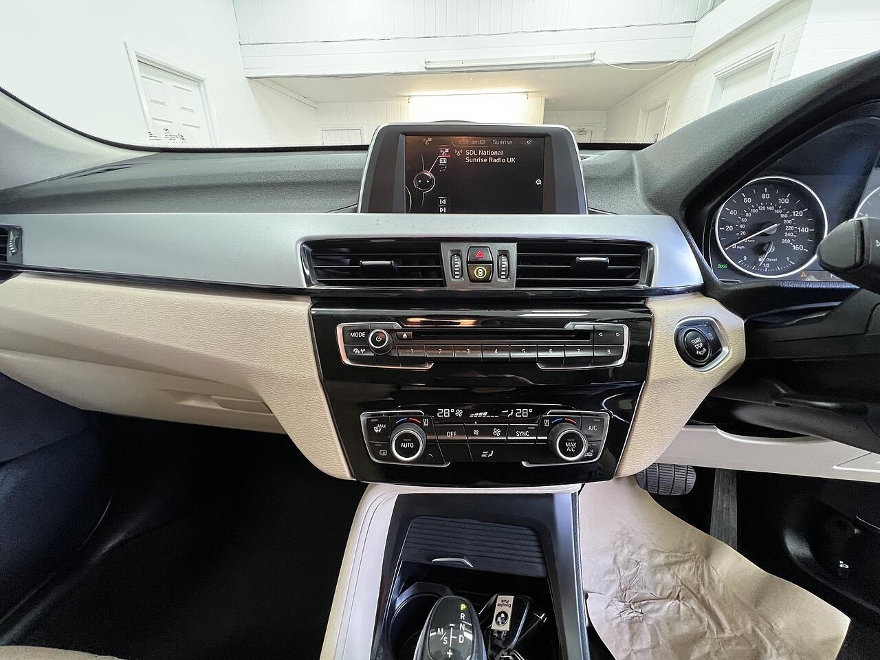 BMW X1 view 13