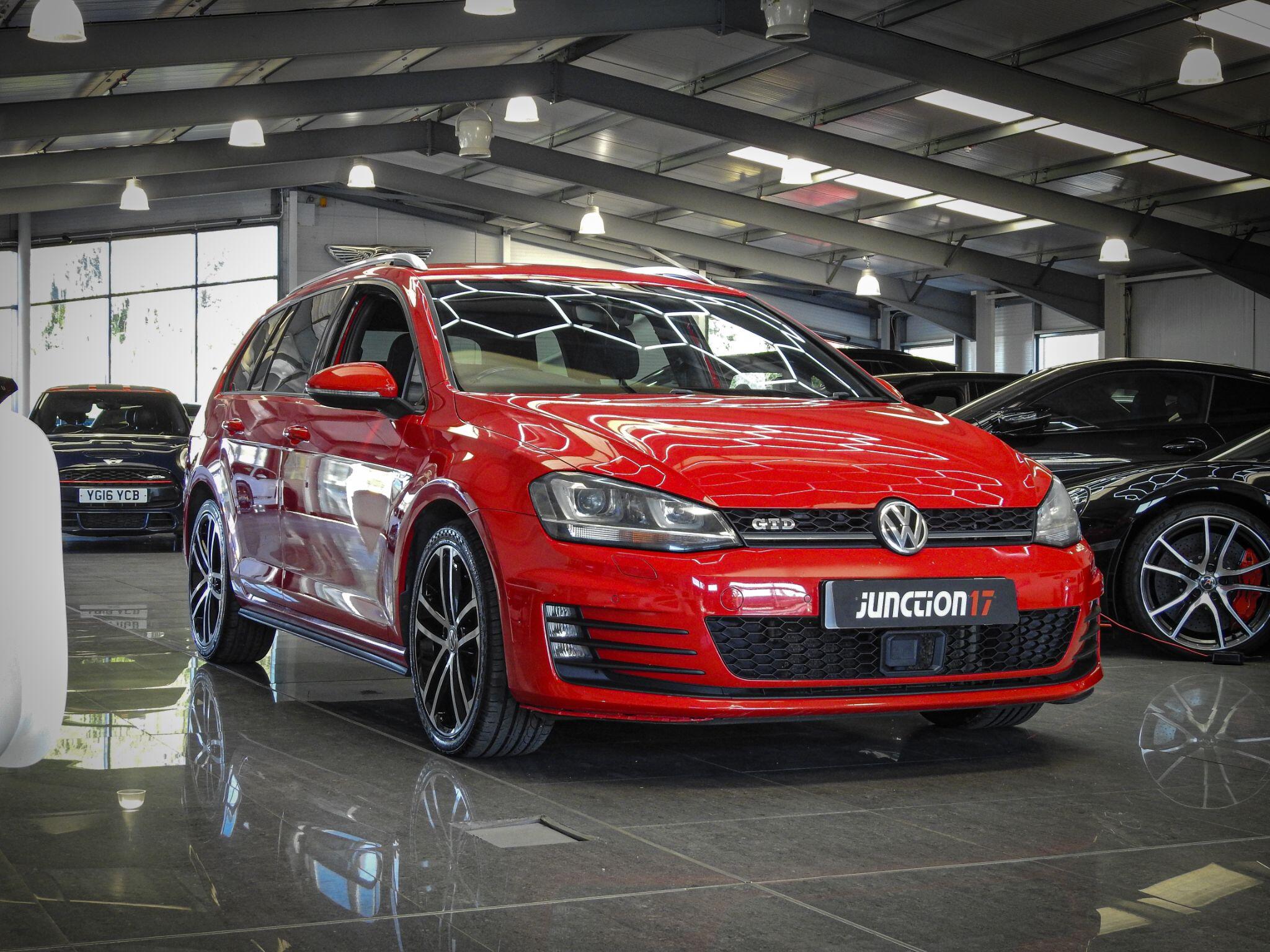 Volkswagen Golf view 6