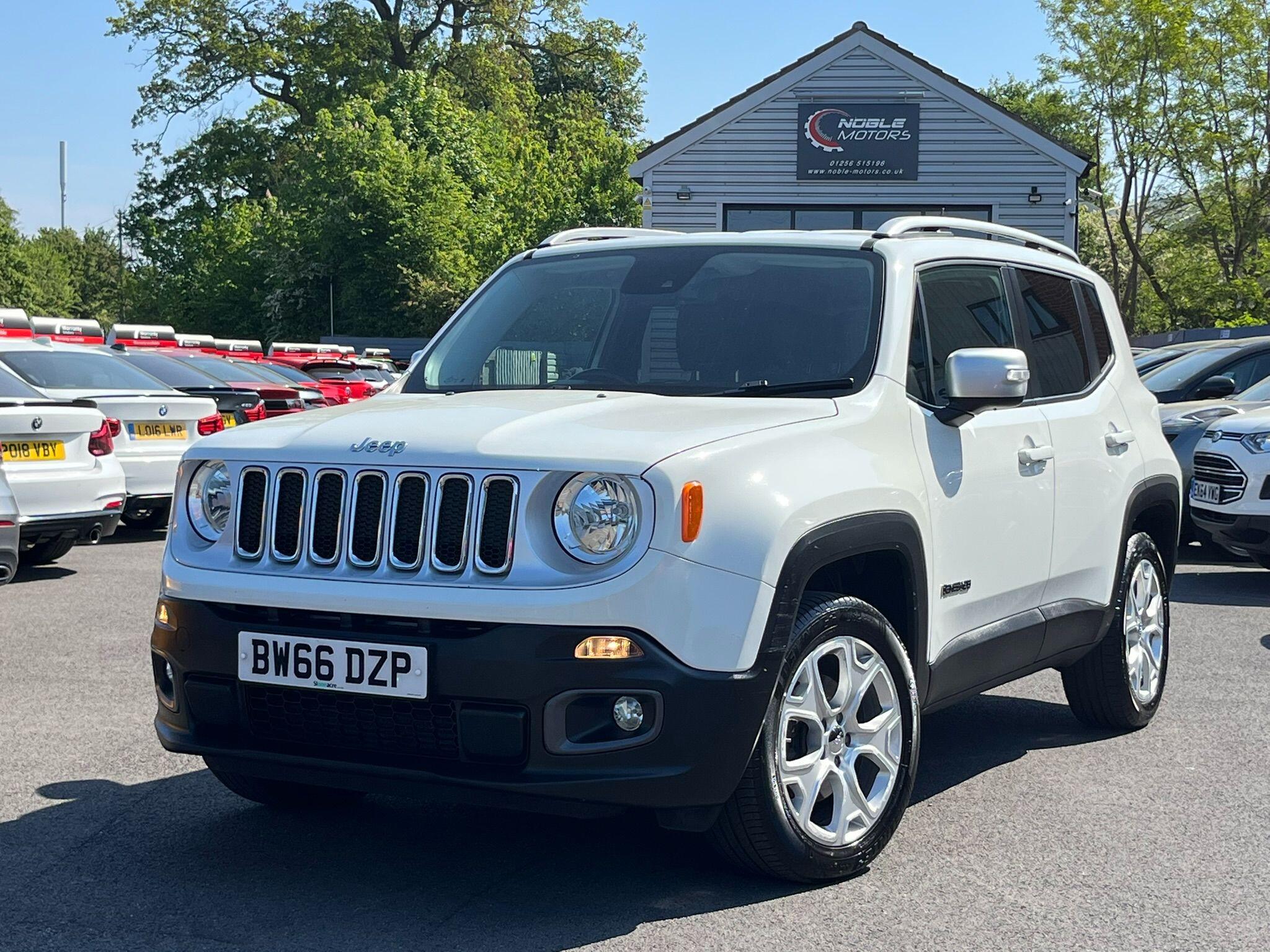 Jeep Renegade view 3