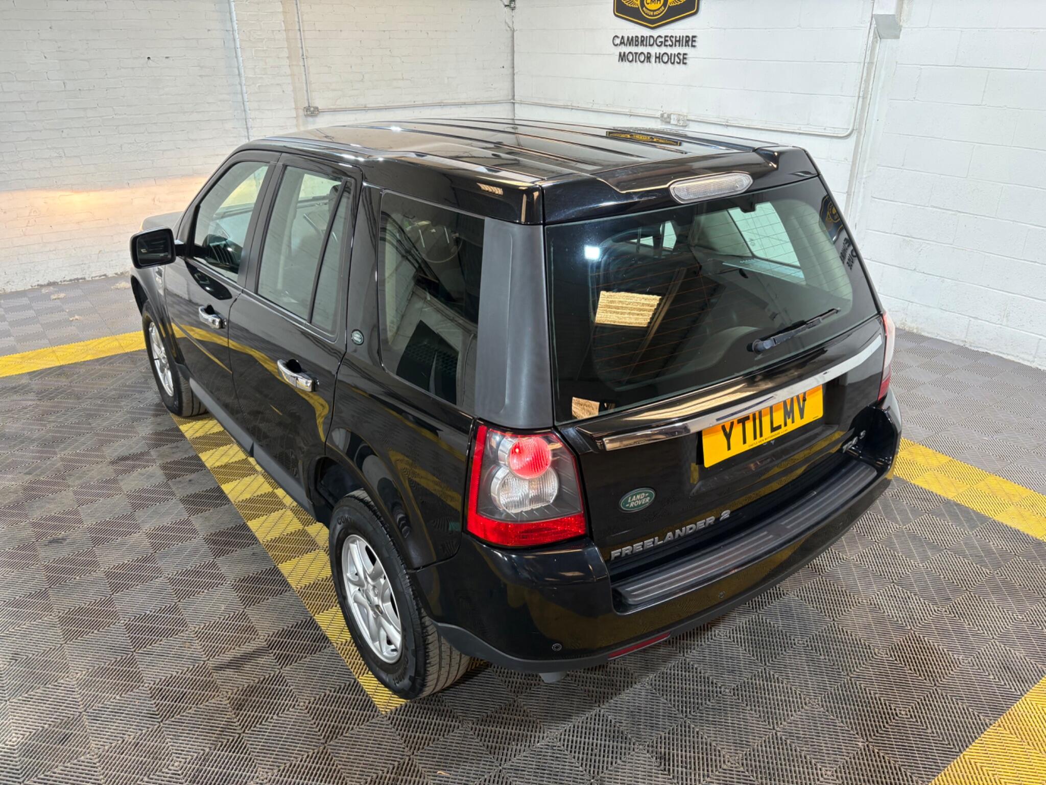 Land Rover Freelander 2 view 4