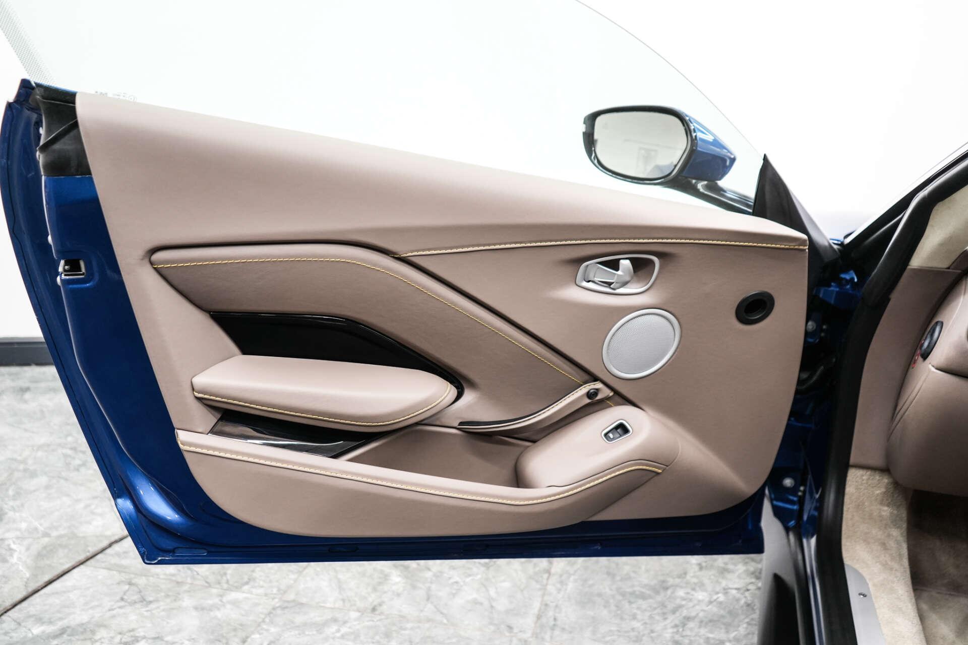 Aston Martin Vantage view 17
