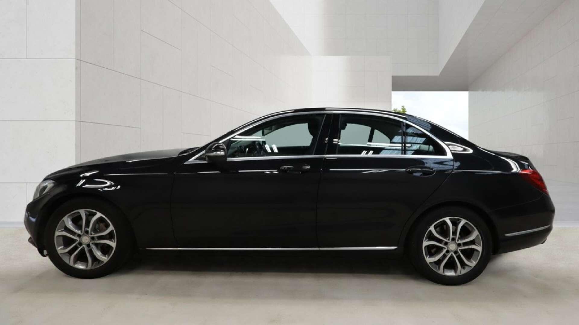 Mercedes-Benz C Class view 6