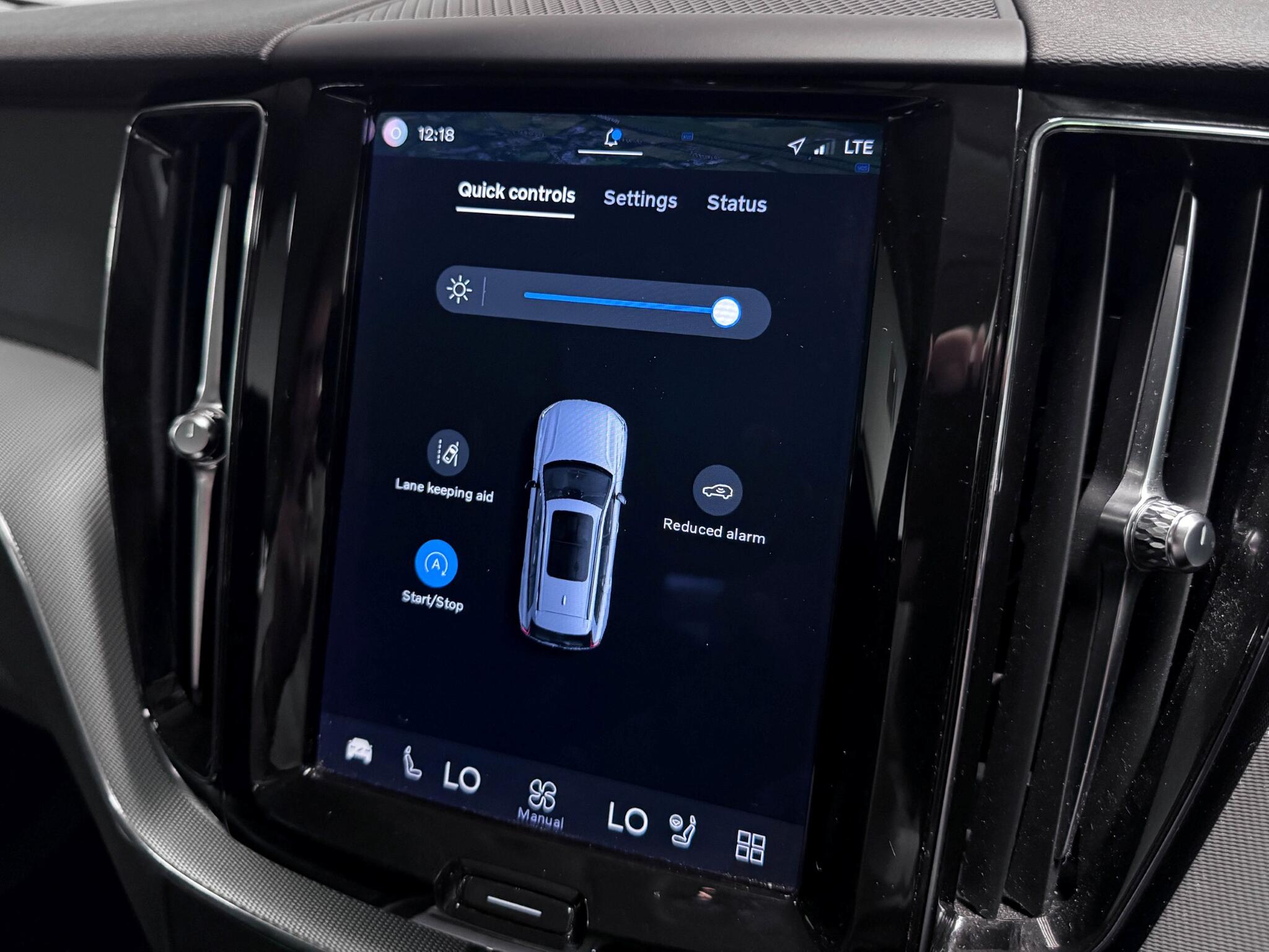 Volvo XC60 view 44