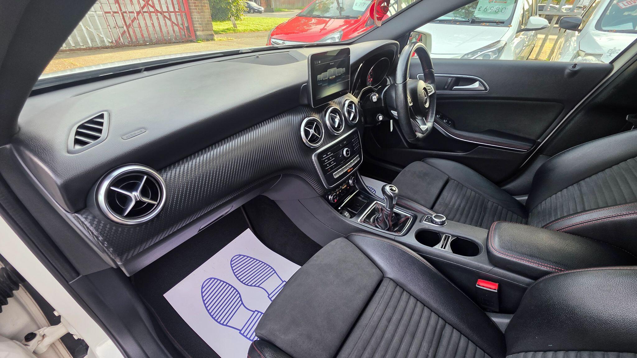 Mercedes-Benz A-Class view 26