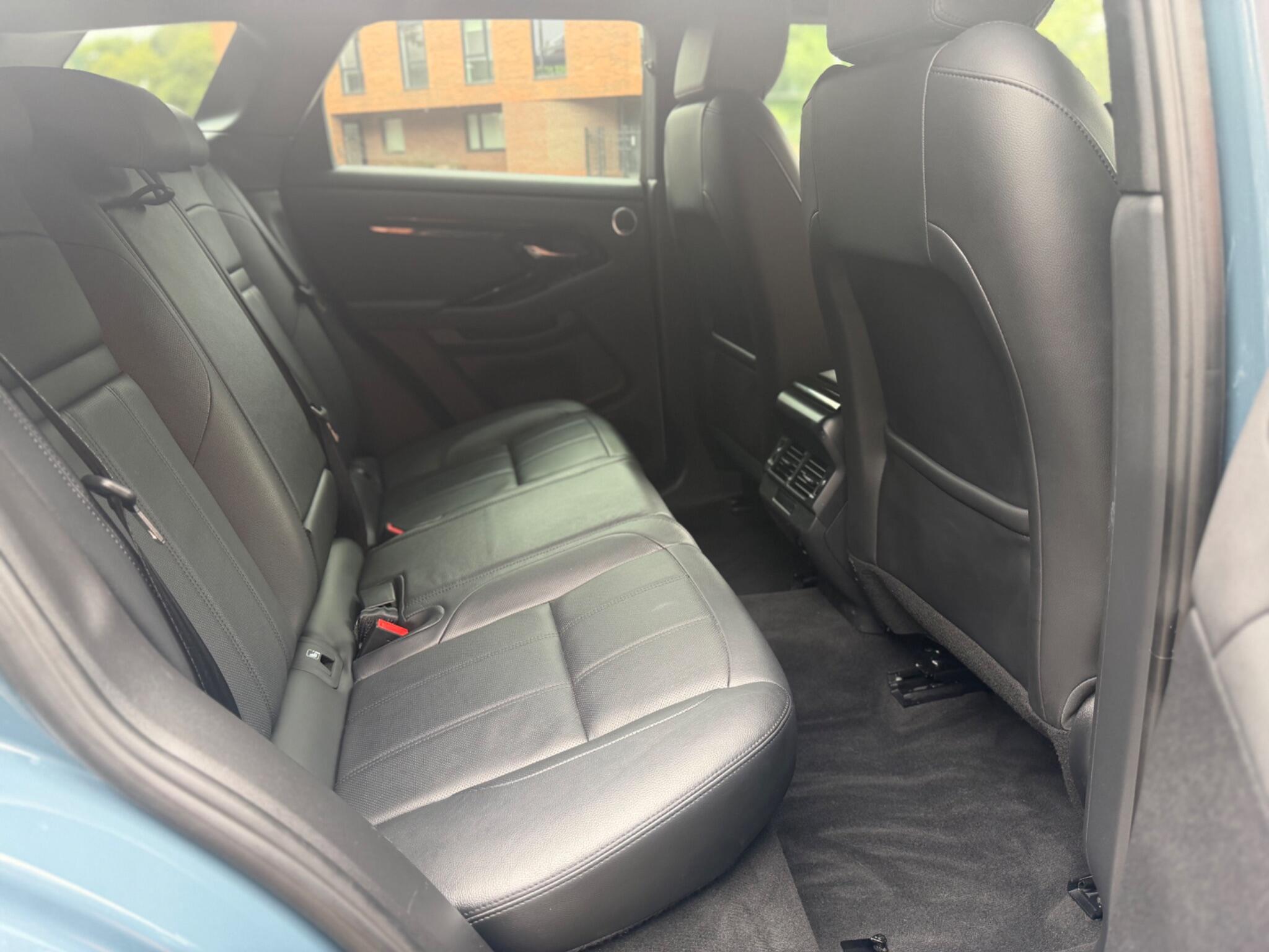Land Rover Range Rover Evoque view 33