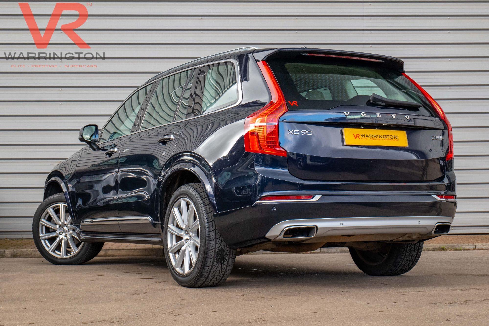 Volvo XC90 view 10