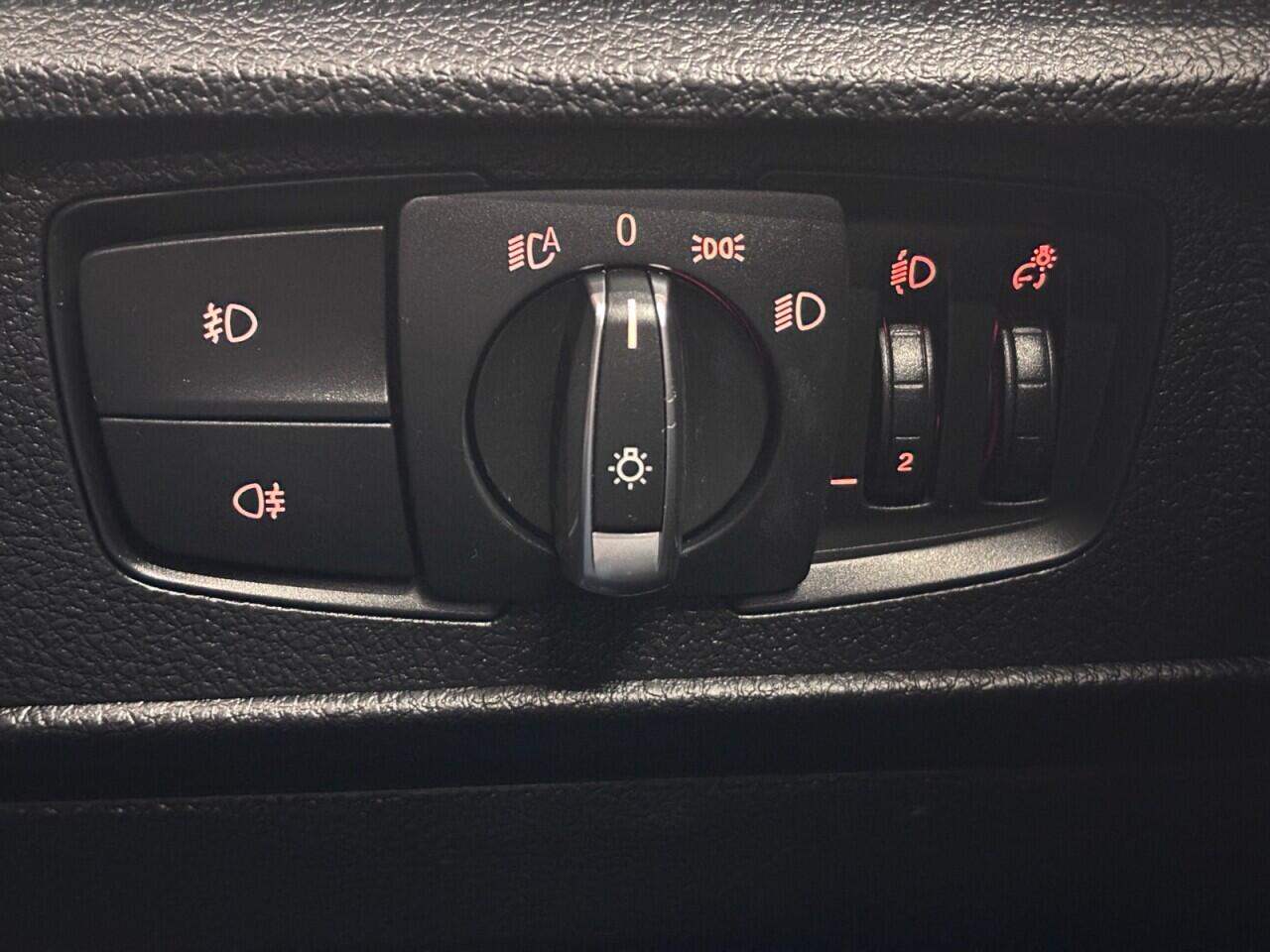 BMW 1 Series view 38