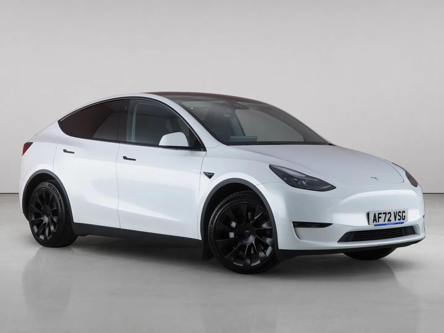 2022 Tesla Model Y in White for sale