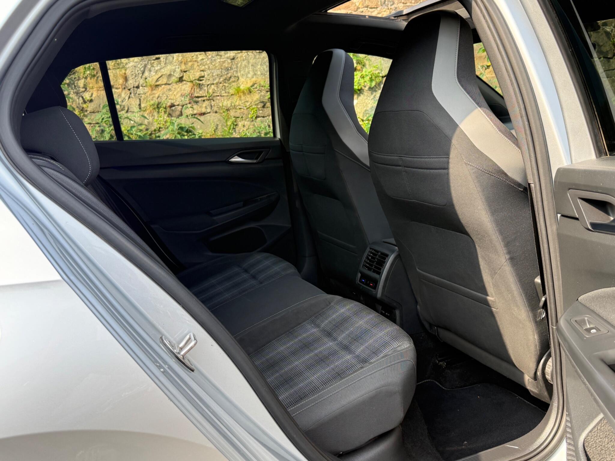 Volkswagen Golf view 15