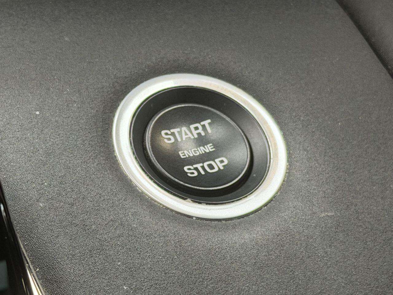 Land Rover Range Rover Evoque view 47