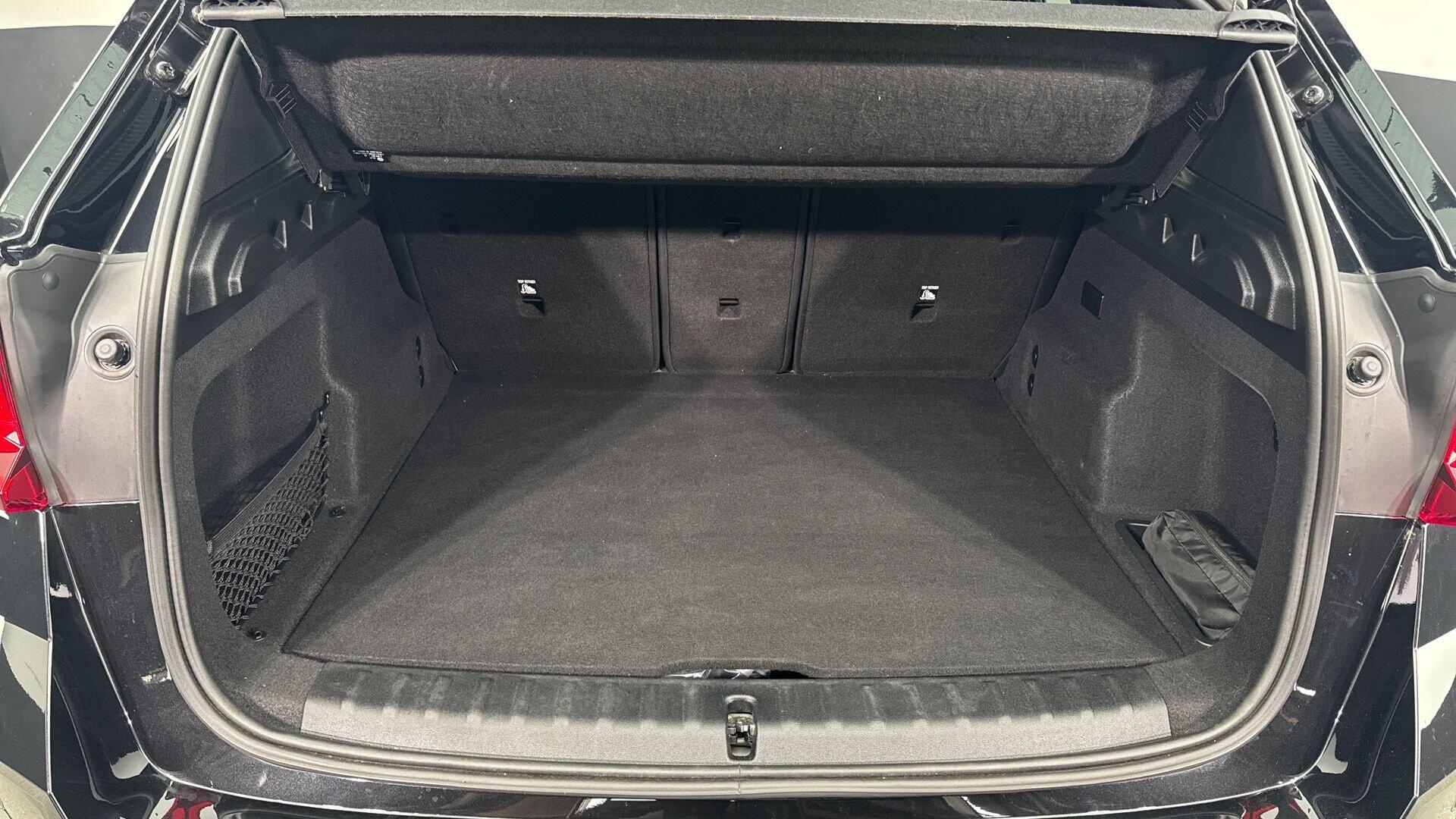 BMW X1 view 13