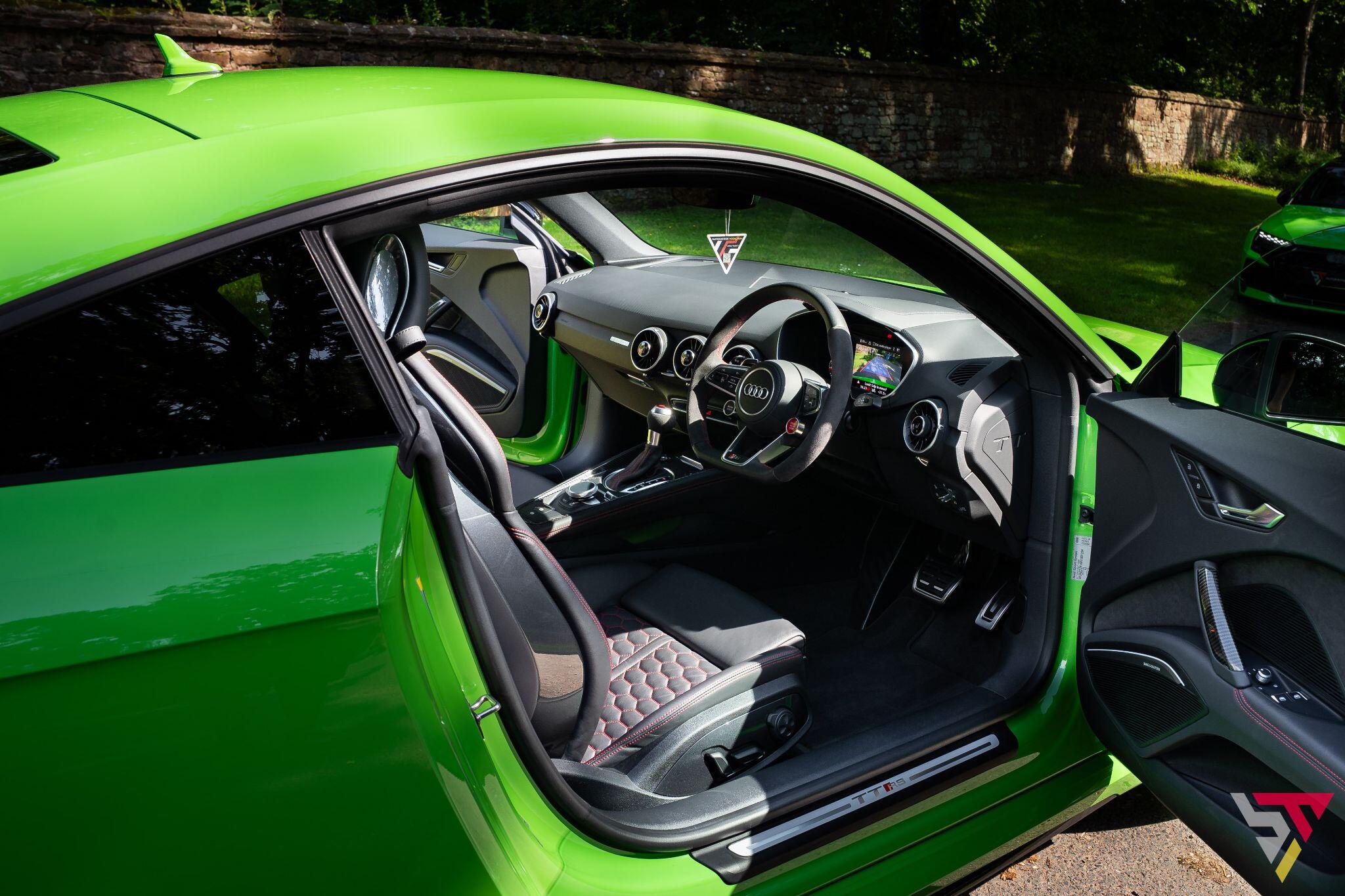 Audi TT RS view 5