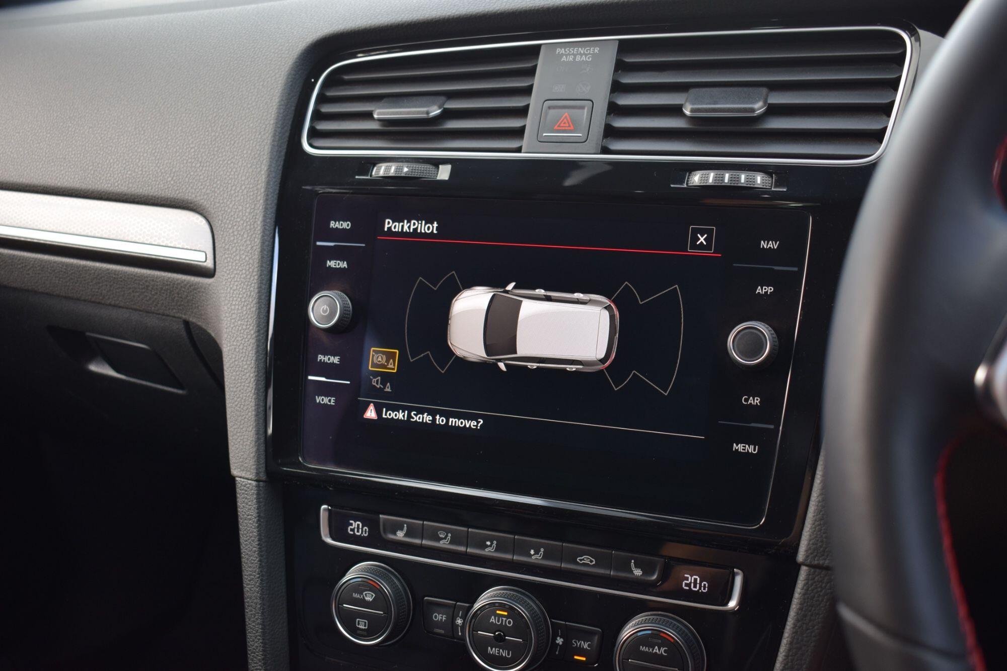 Volkswagen Golf view 16