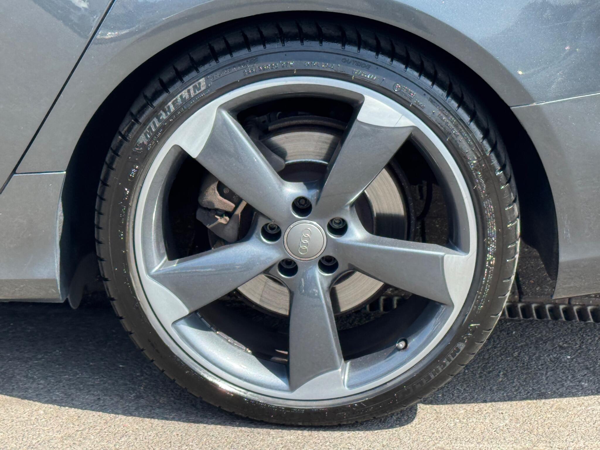 Audi A6 Avant view 39